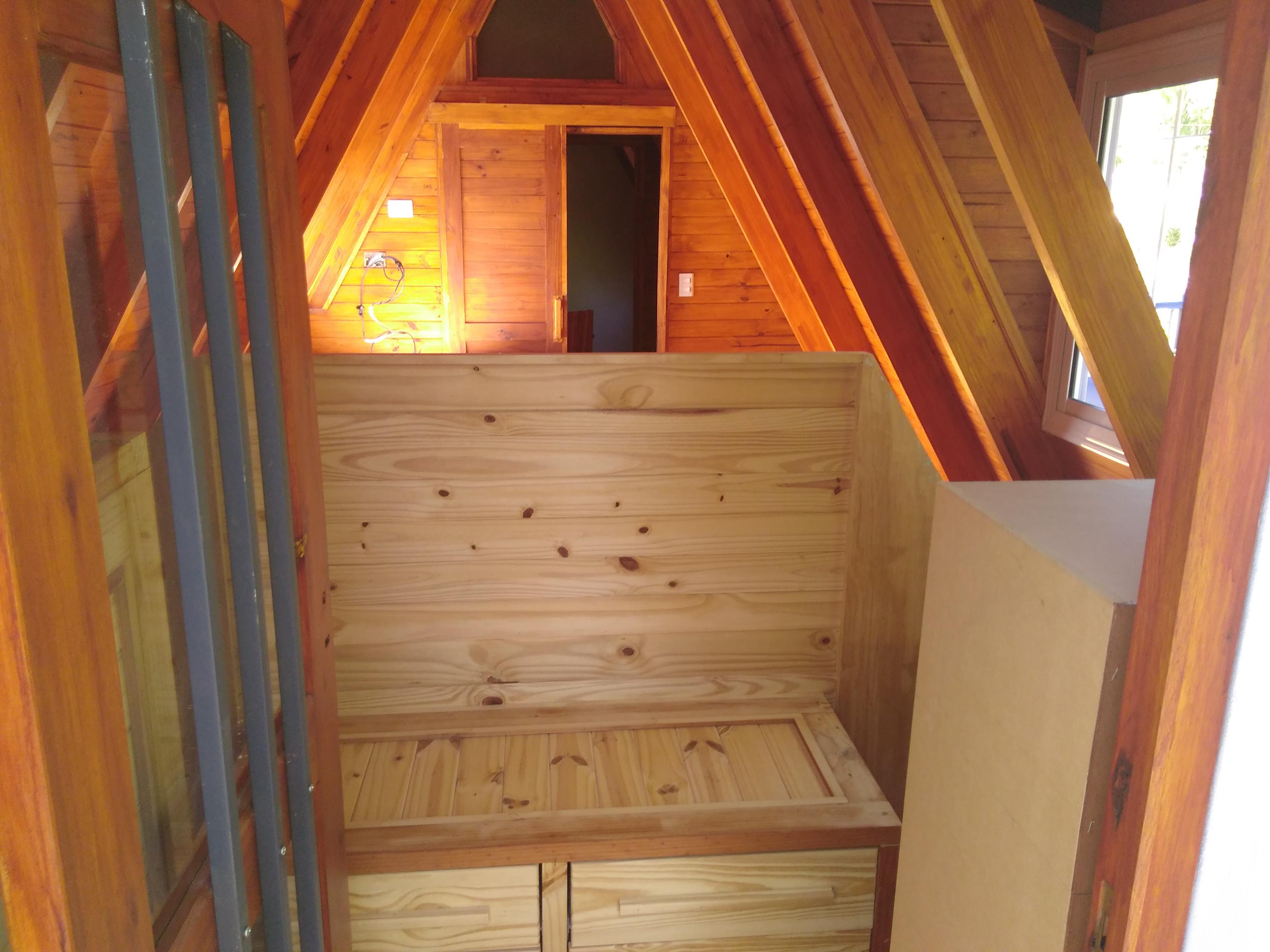 CASA EN ALQUILER EN LA FALDA