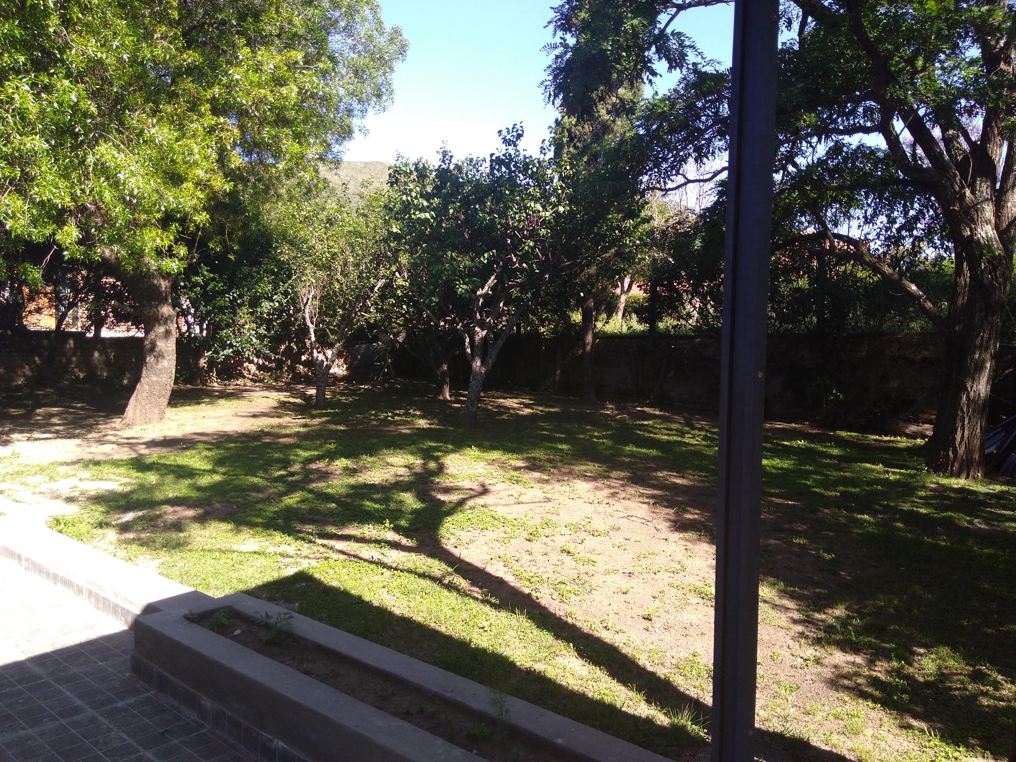 CASA EN ALQUILER EN LA FALDA