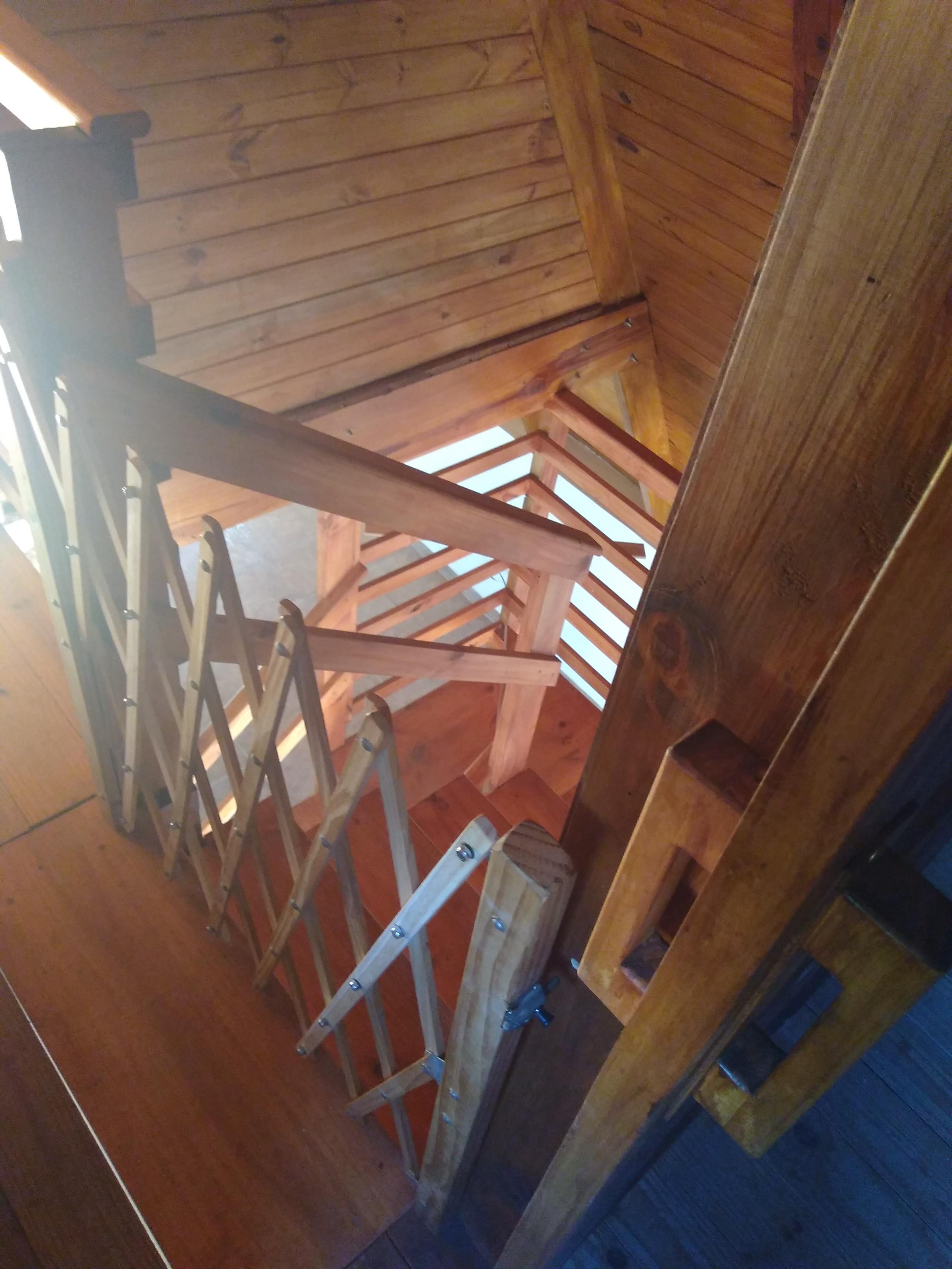 CASA EN ALQUILER EN LA FALDA