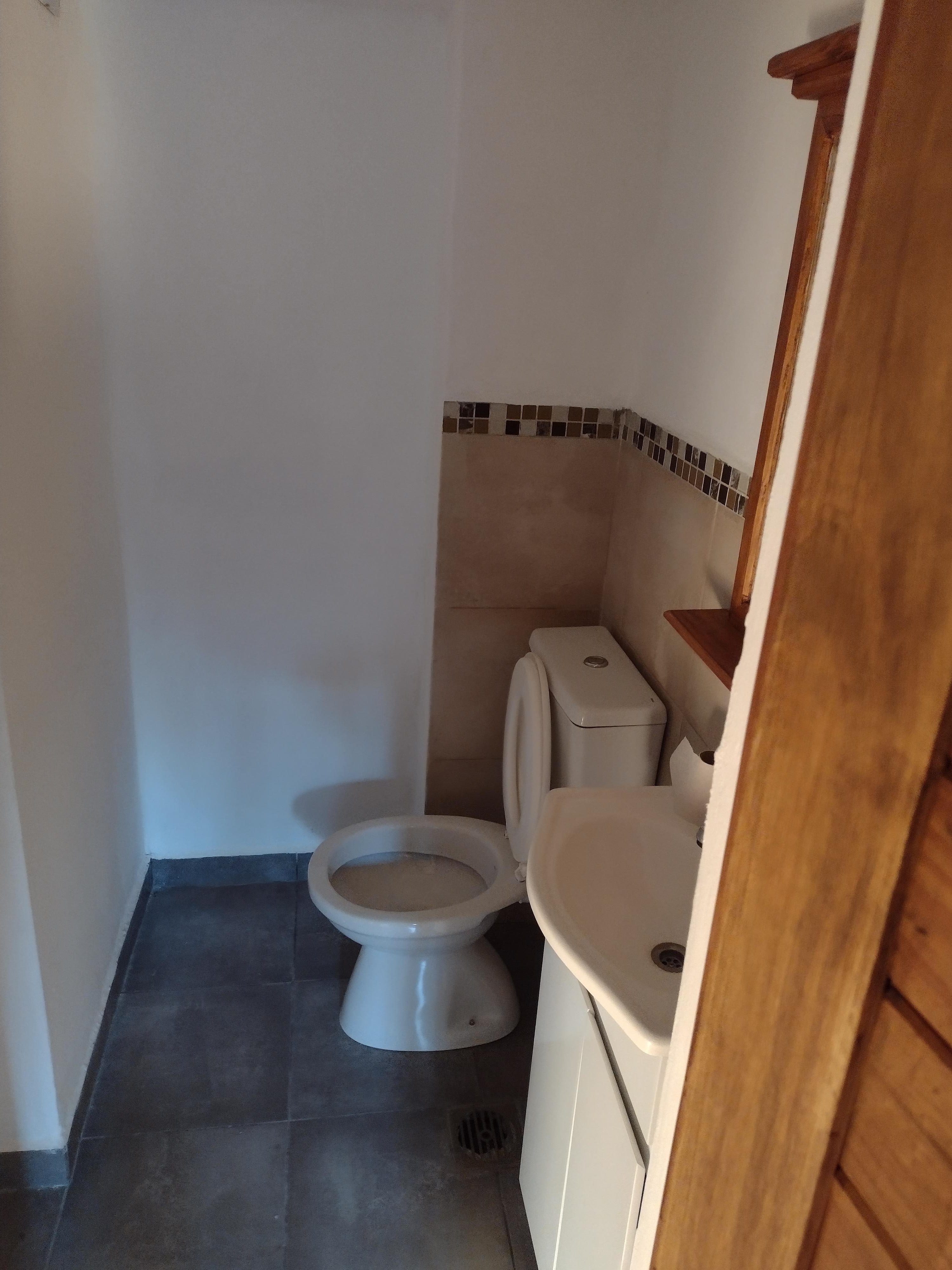 CASA EN ALQUILER EN LA FALDA