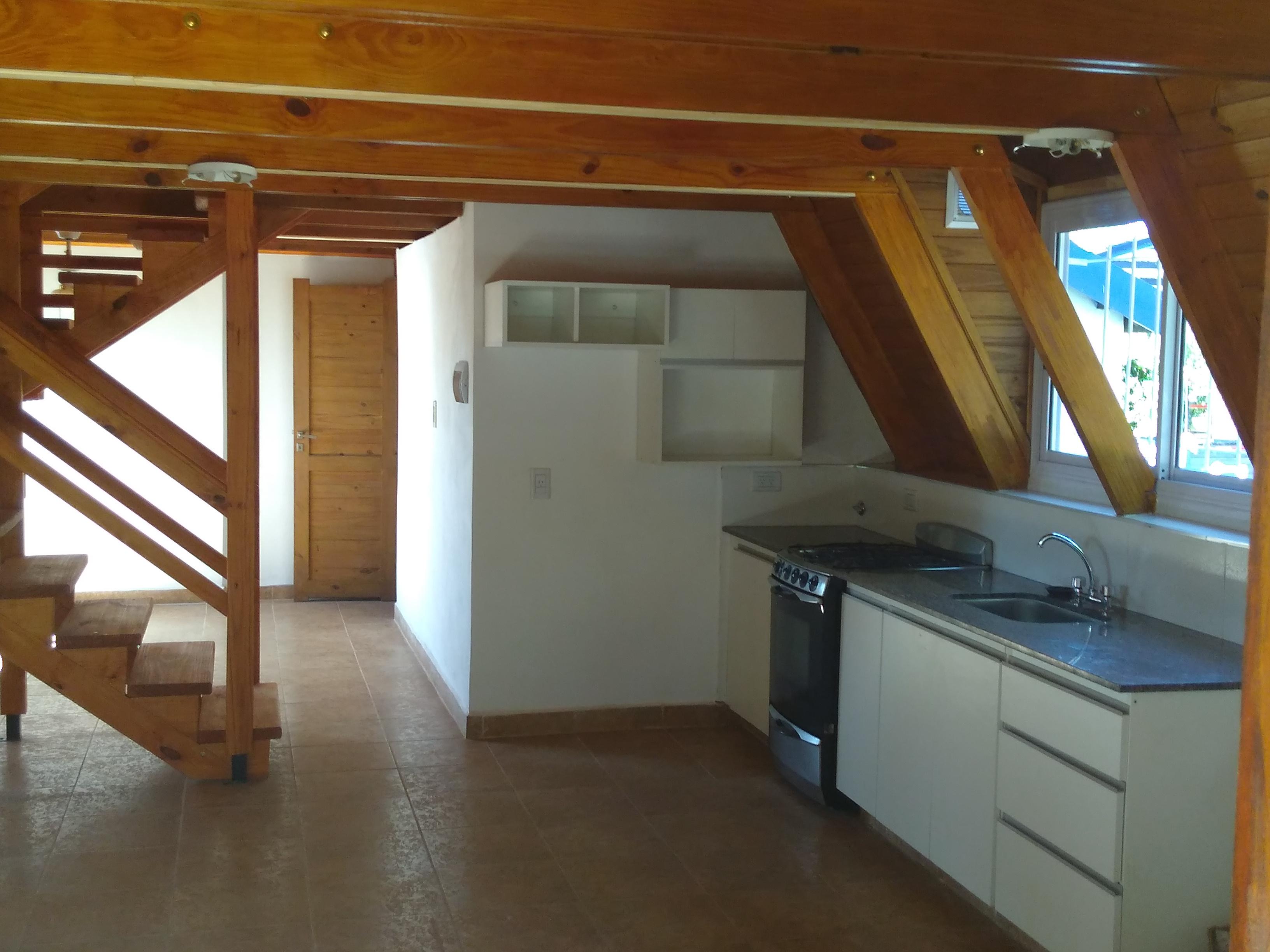 CASA EN ALQUILER EN LA FALDA