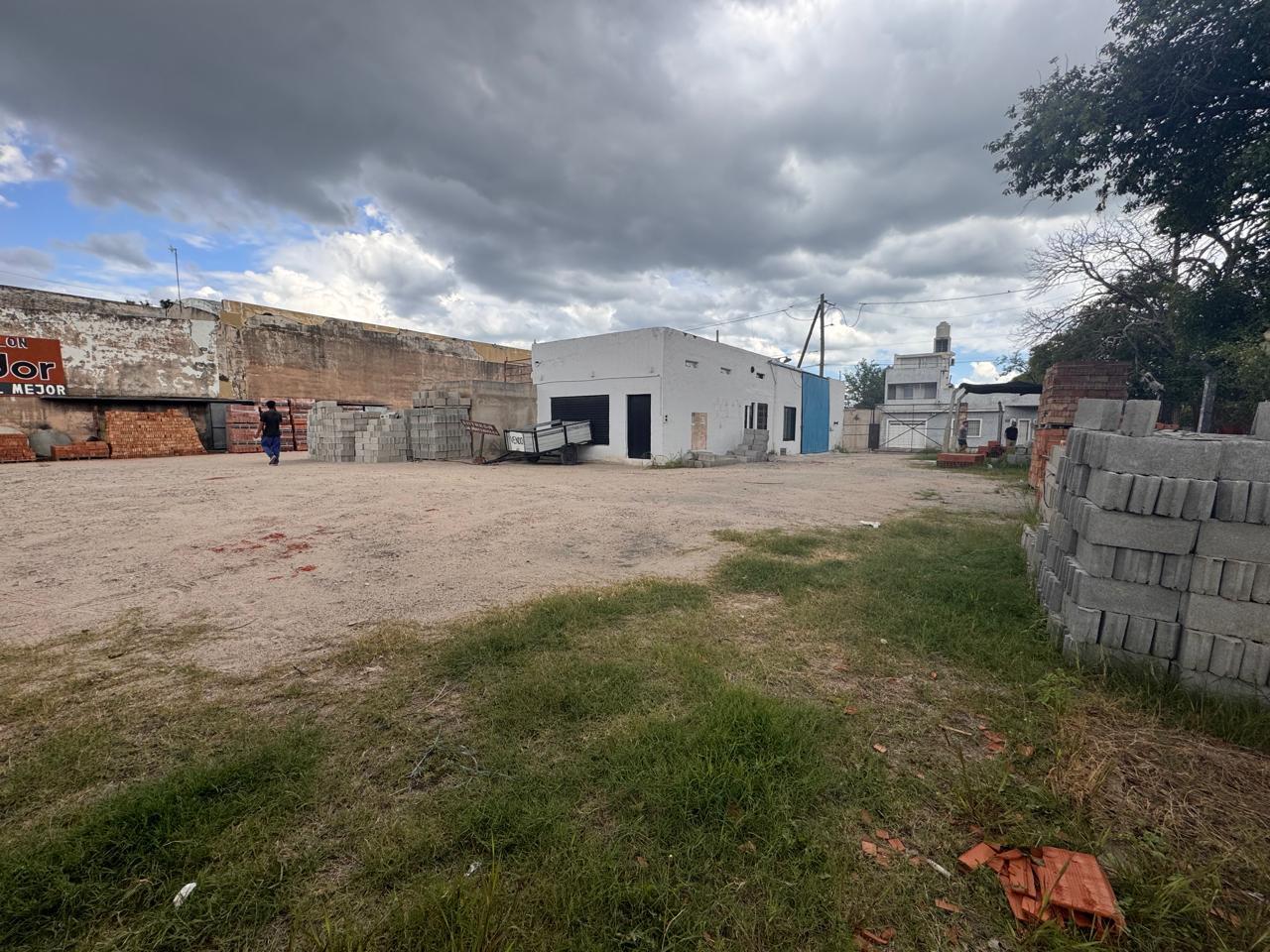 VENTA TERRENO ESQUINA APTO DESARROLLO AV. FUERZA AEREA