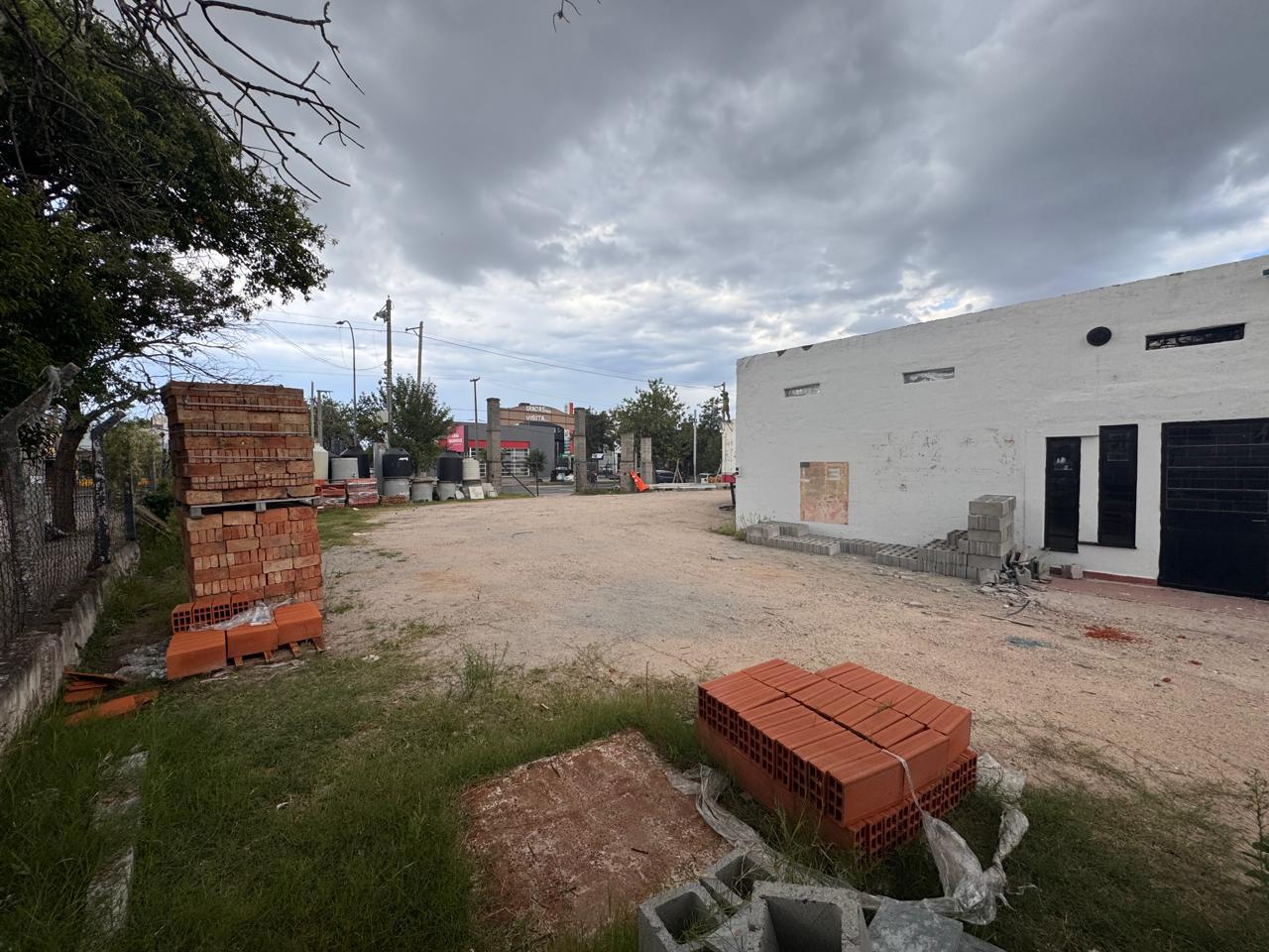 VENTA TERRENO ESQUINA APTO DESARROLLO AV. FUERZA AEREA