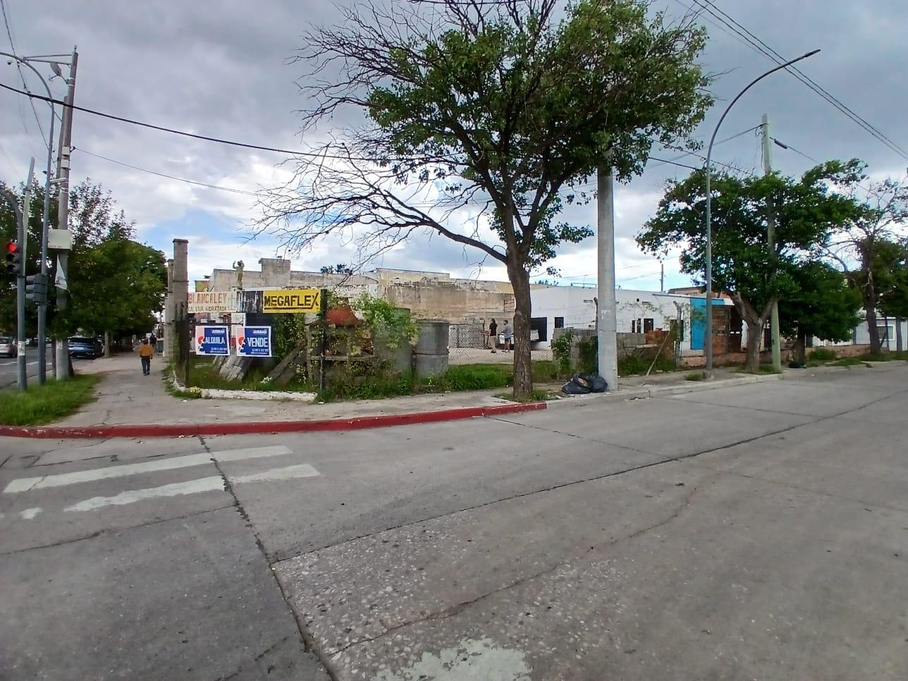 VENTA TERRENO ESQUINA APTO DESARROLLO AV. FUERZA AEREA