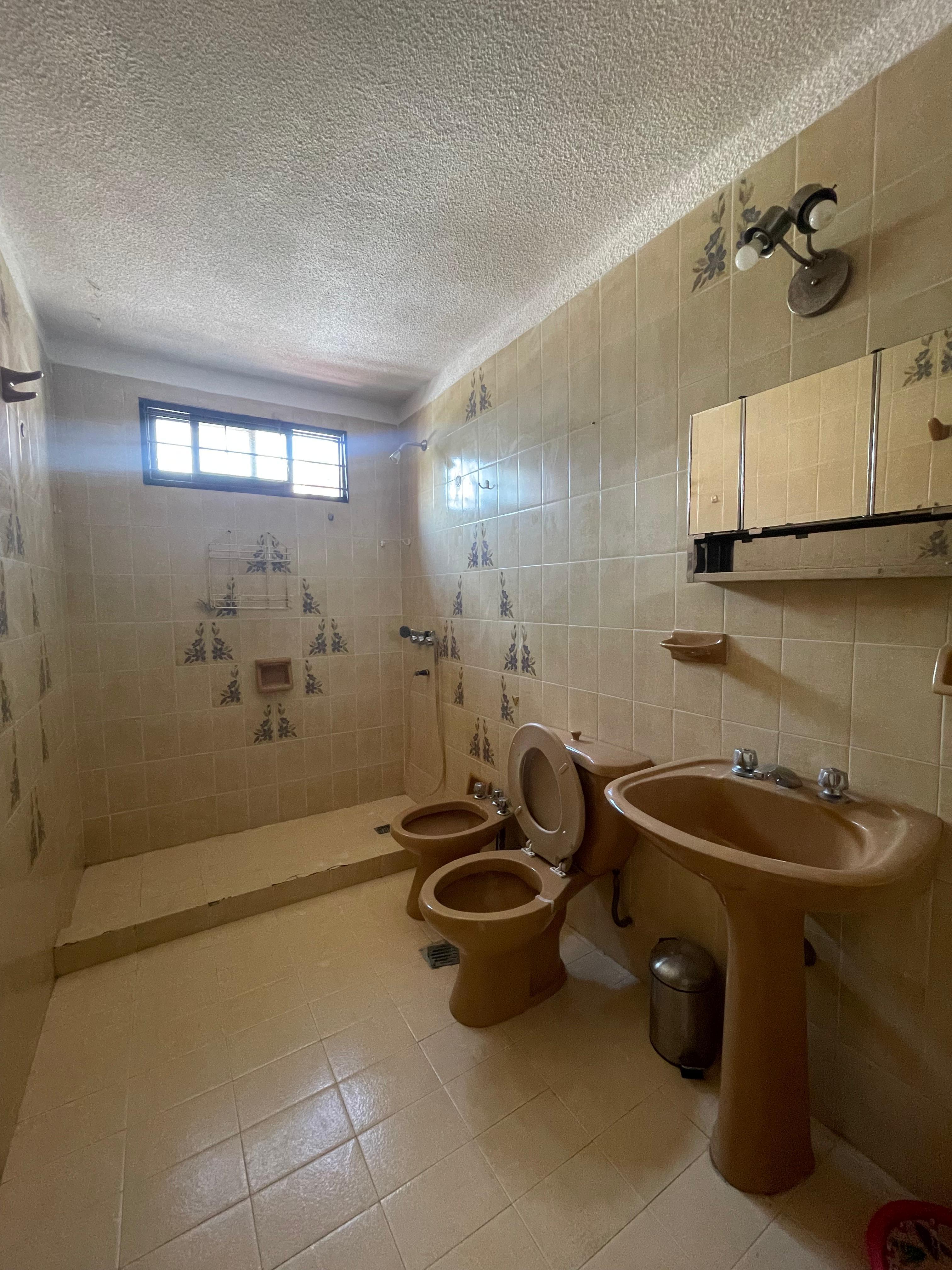 Alquiler en Cofico: 2 Dormitorios Amplio y Luminoso - ¡Excelente Ubicación!