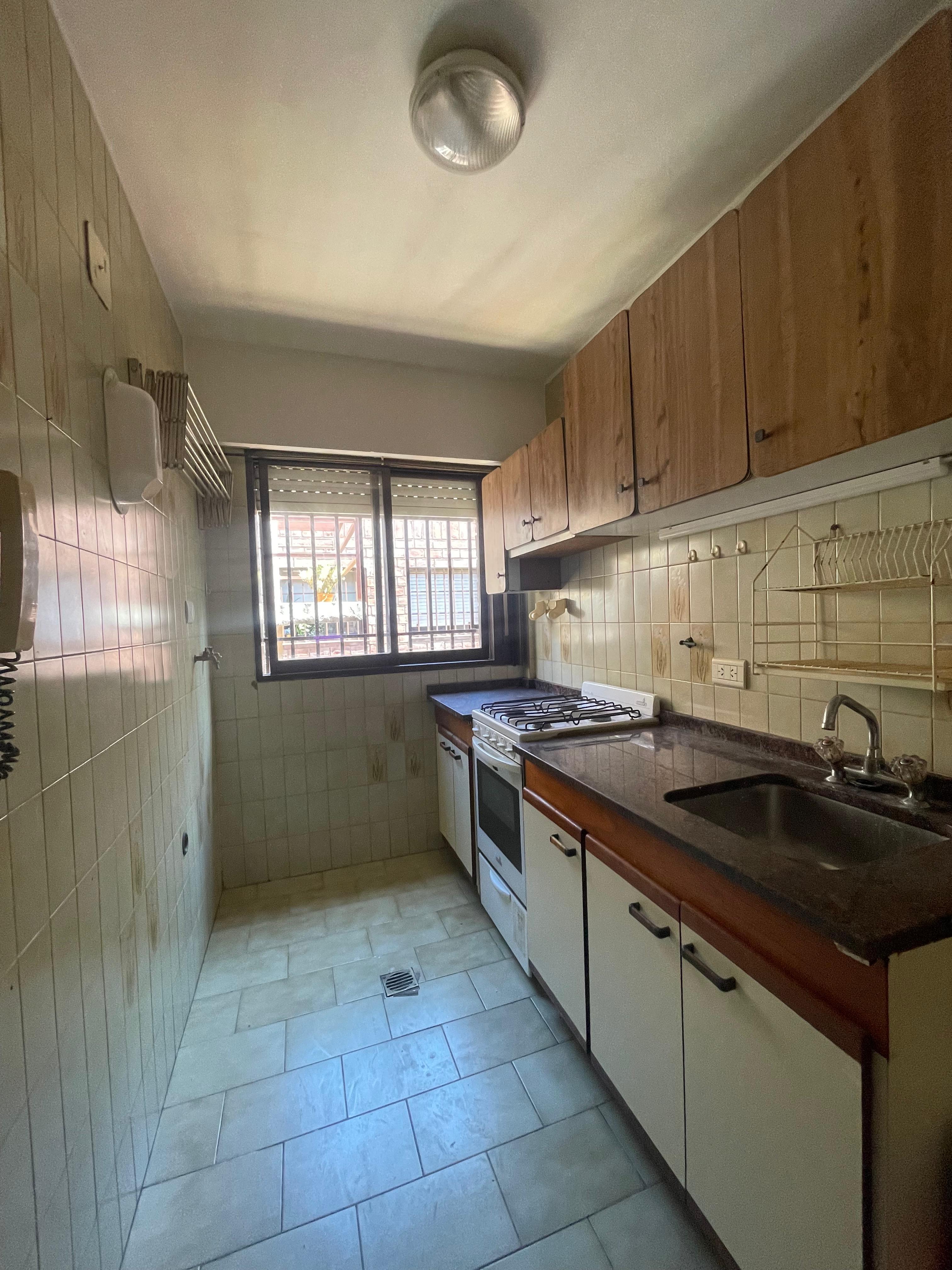 Alquiler en Cofico: 2 Dormitorios Amplio y Luminoso - ¡Excelente Ubicación!