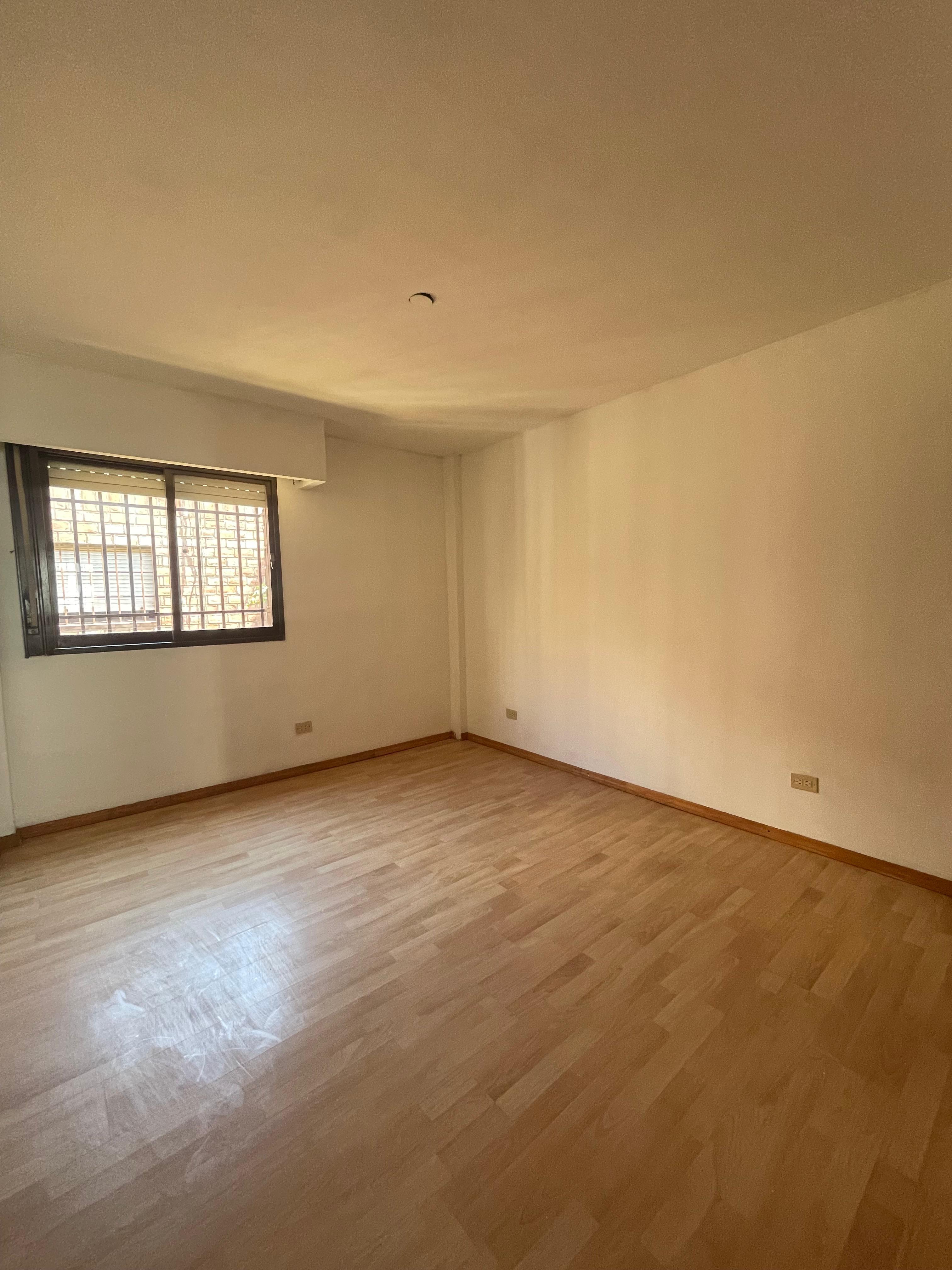 Alquiler en Cofico: 2 Dormitorios Amplio y Luminoso - ¡Excelente Ubicación!