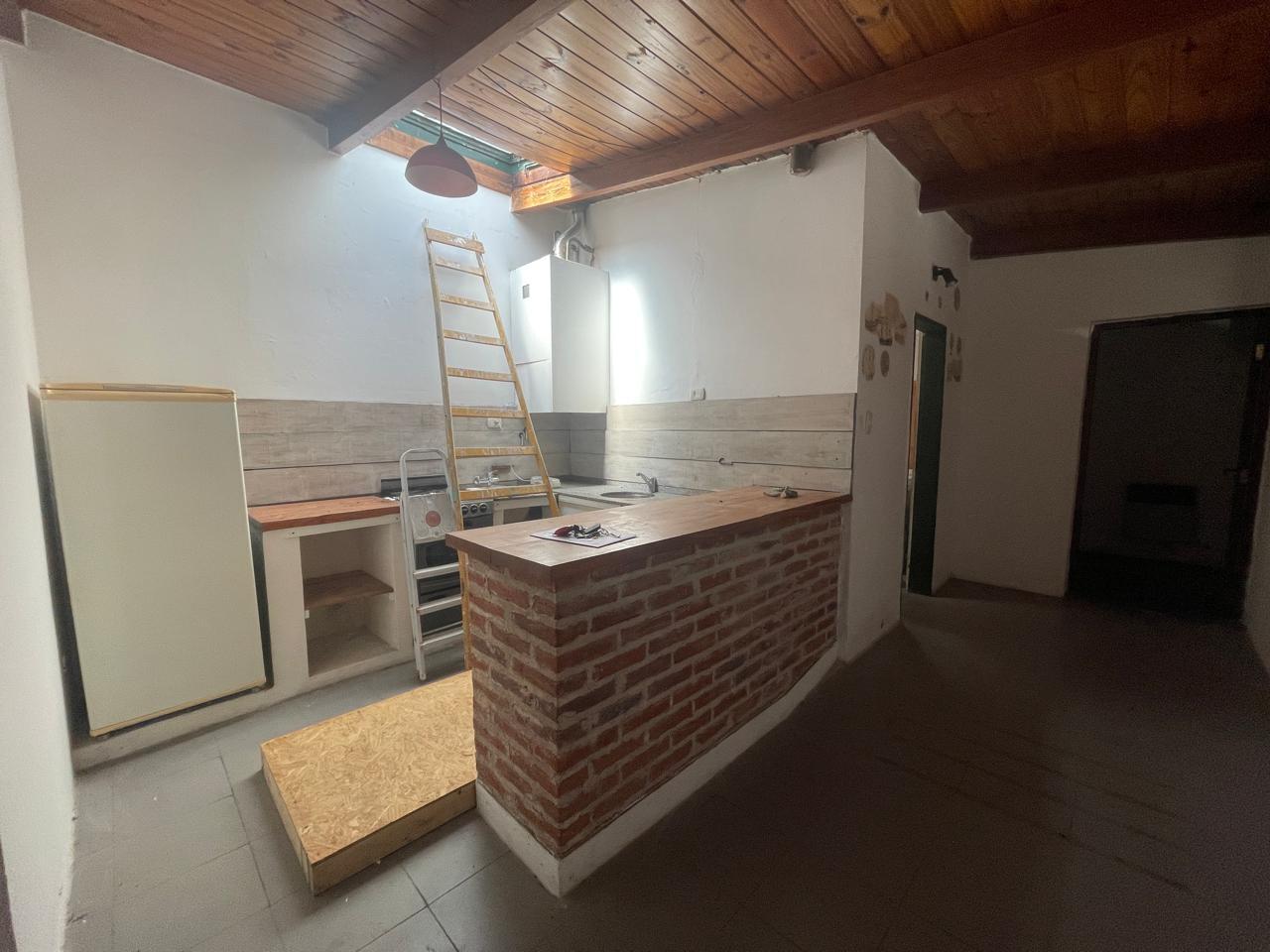 DPTO 2 DORM  LOCAL EN ALTO ALBERDI