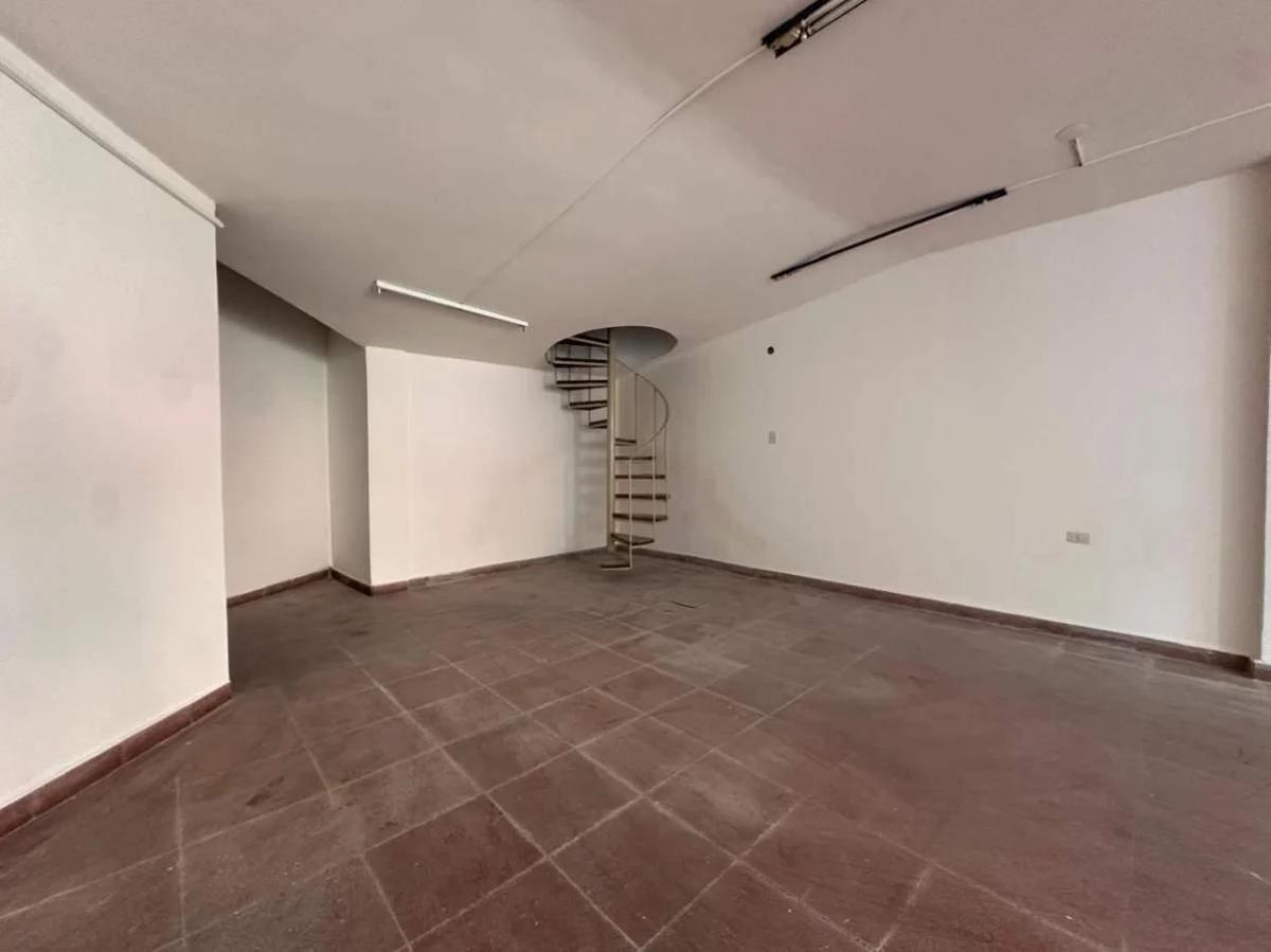VENTA LOCAL COMERCIAL CÉNTRICO 2 PLANTAS