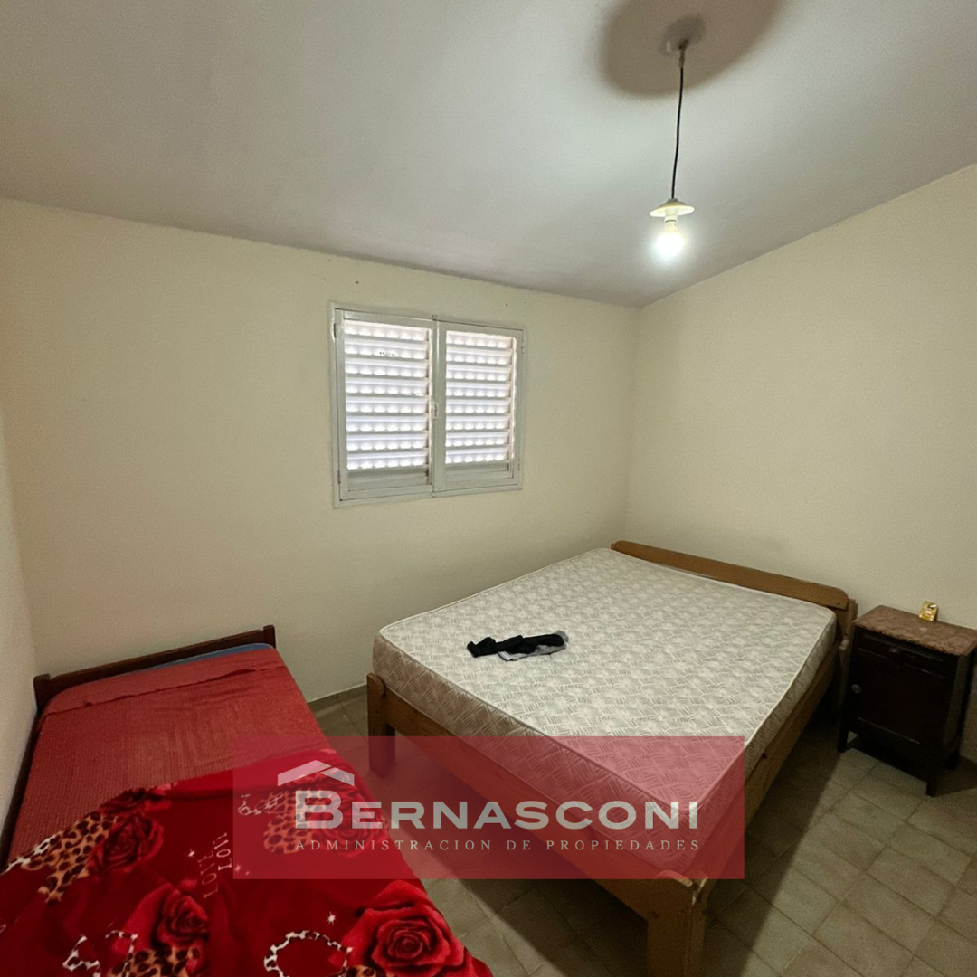 Casa en venta de 3 dormitorios con cochera y patio en B Jardín Hipódromo  Córdoba Capital