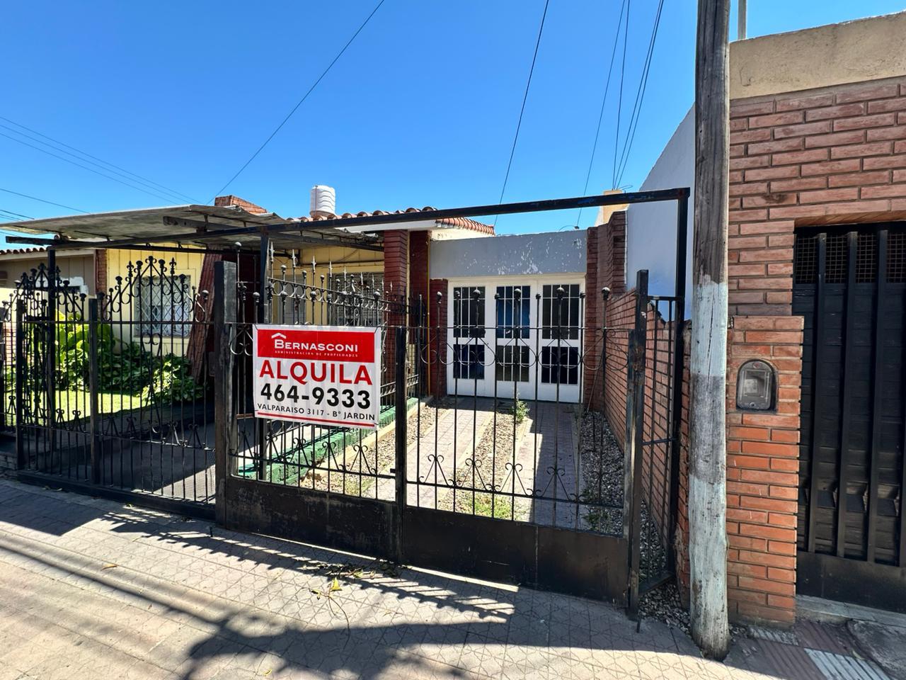Departamento en ALQUILER PLANTA BAJA BARRIO RIVADAVIA