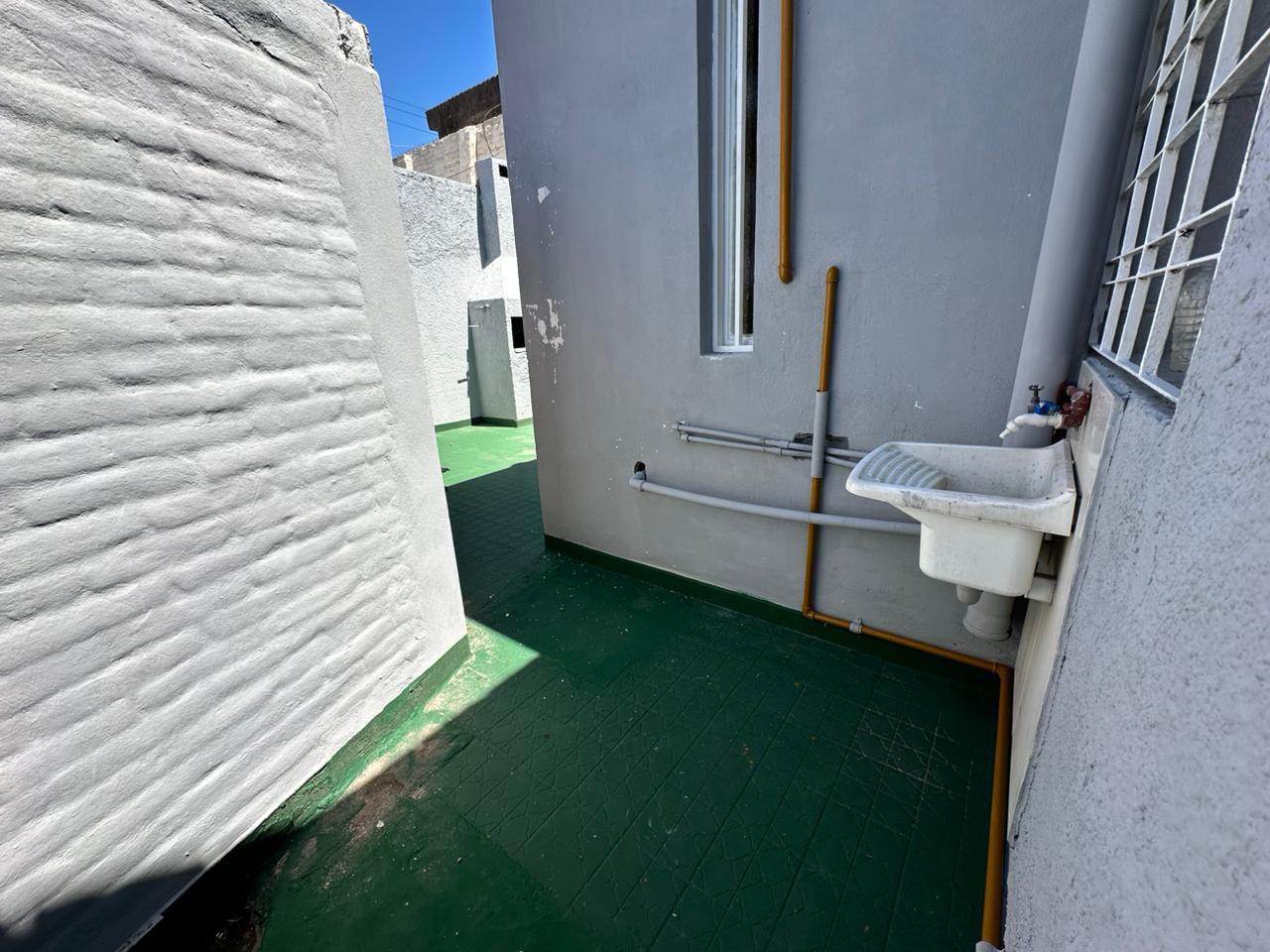 Departamento en ALQUILER PLANTA BAJA BARRIO RIVADAVIA
