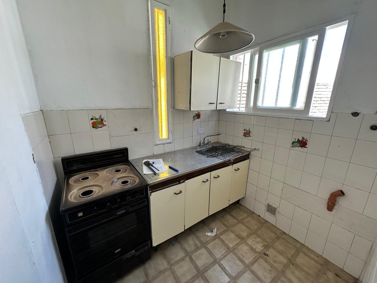 Departamento en ALQUILER PLANTA BAJA BARRIO RIVADAVIA