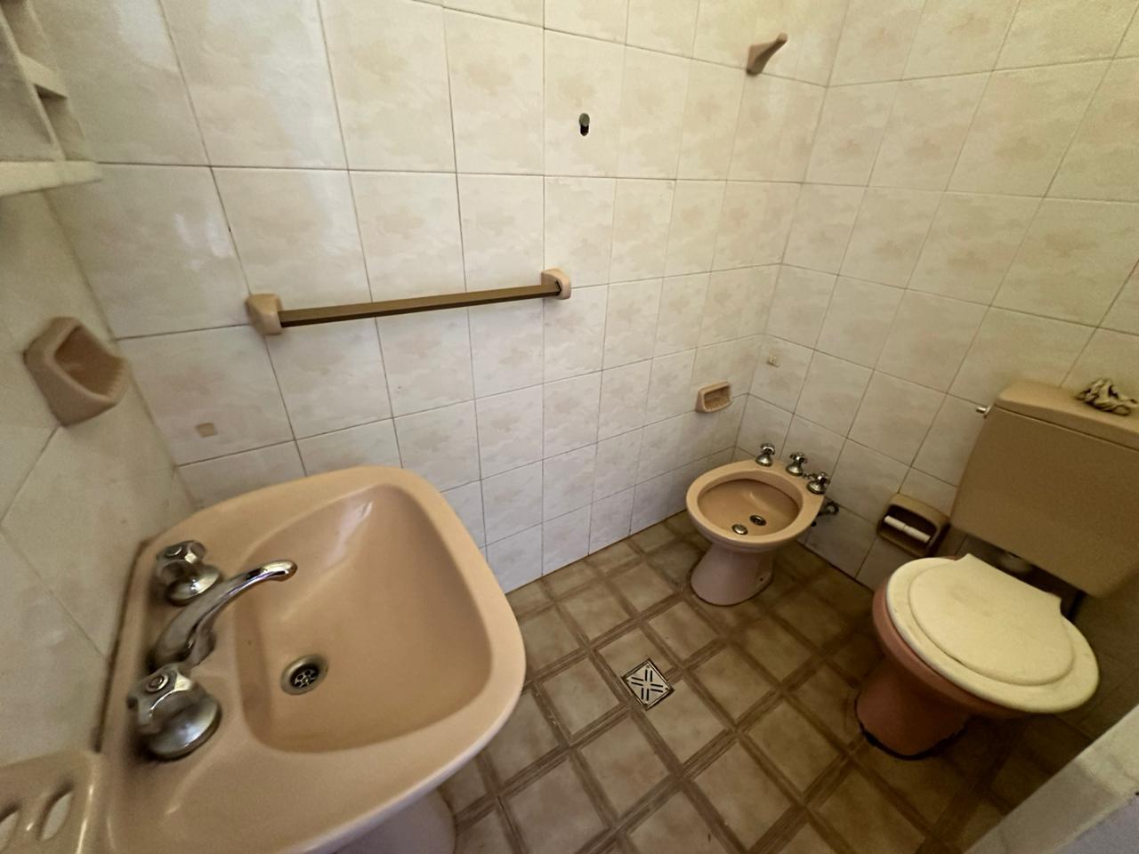 Departamento en ALQUILER PLANTA BAJA BARRIO RIVADAVIA