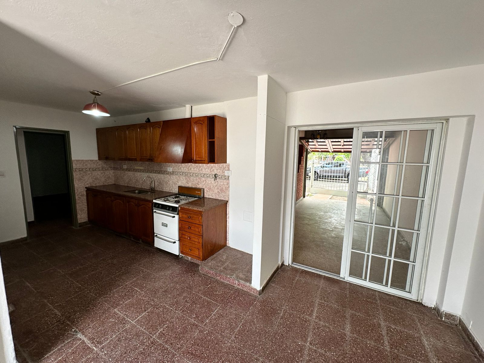 CASA EN ALQUILER  BARRIO LOS GRANADOS