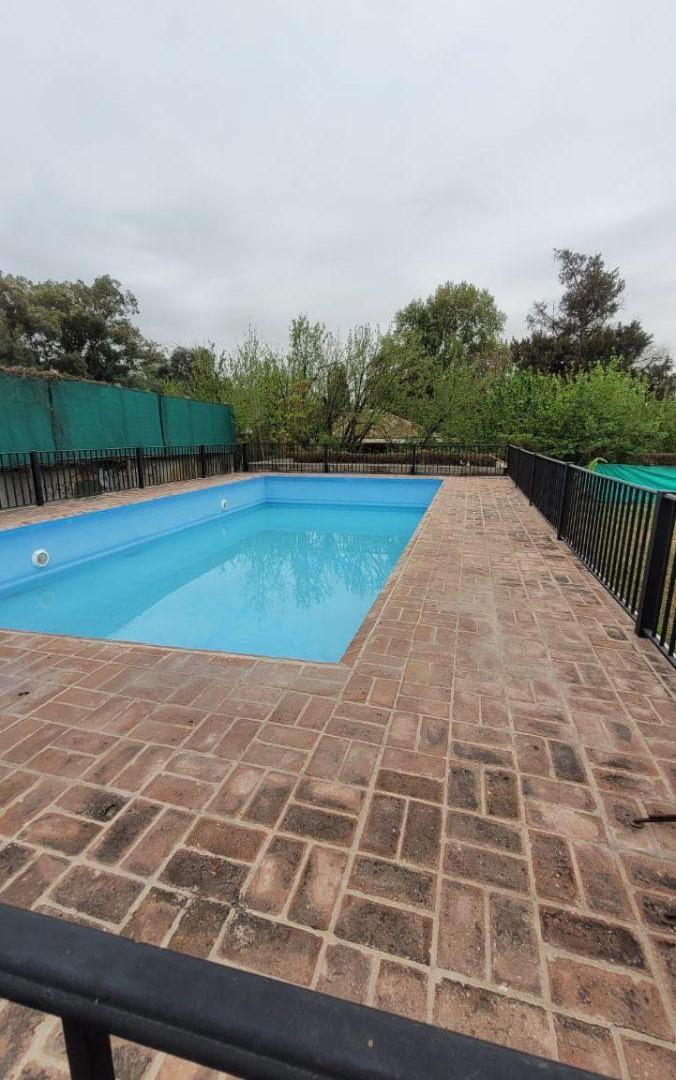 ALQUILER EN COMPLEJO CERRADO CON PILETA  - VILLA ALLENDE 3 DORMITORIOS