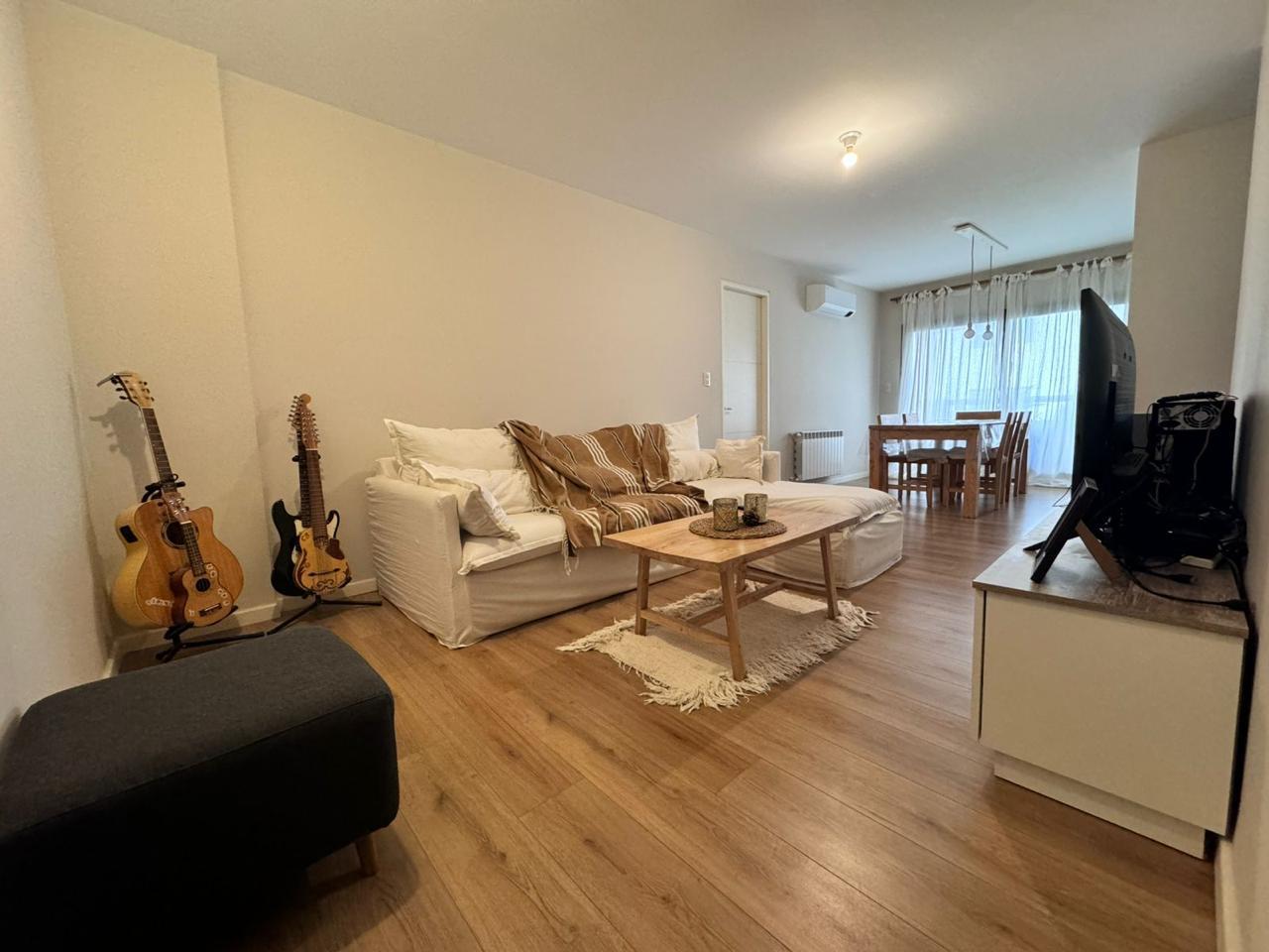 LIVETTE CHATEAU  CARRERAS 2 DORM PLANTA BAJA COCHERA