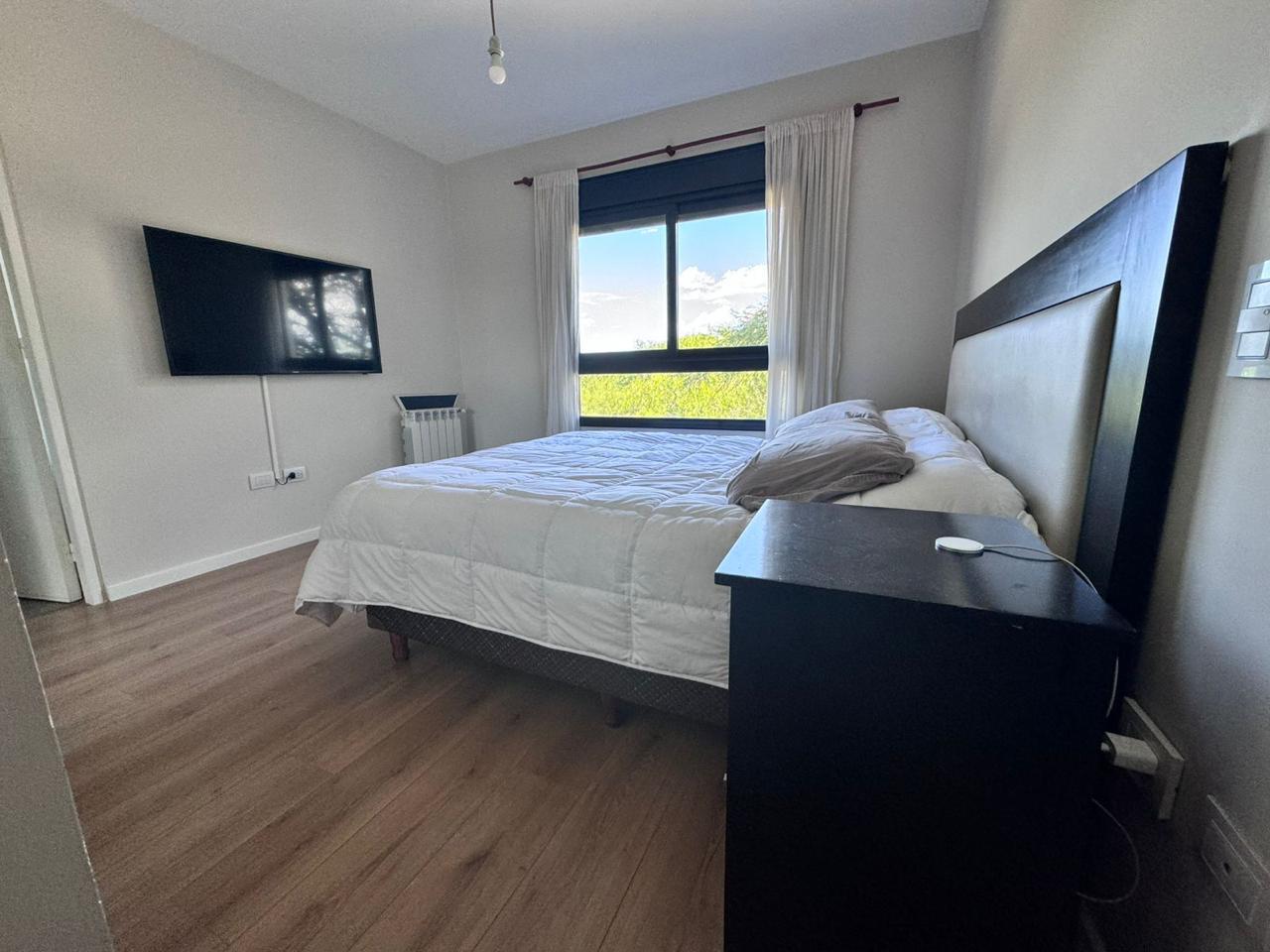 LIVETTE CHATEAU  CARRERAS 2 DORM PLANTA BAJA COCHERA