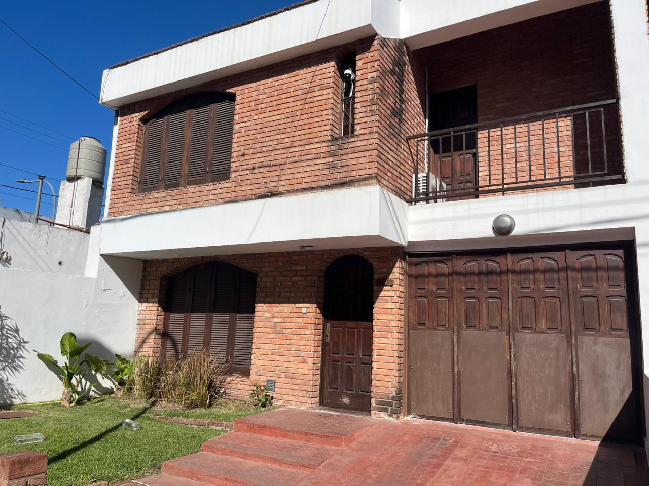 Duplex Barrio Jardín.
