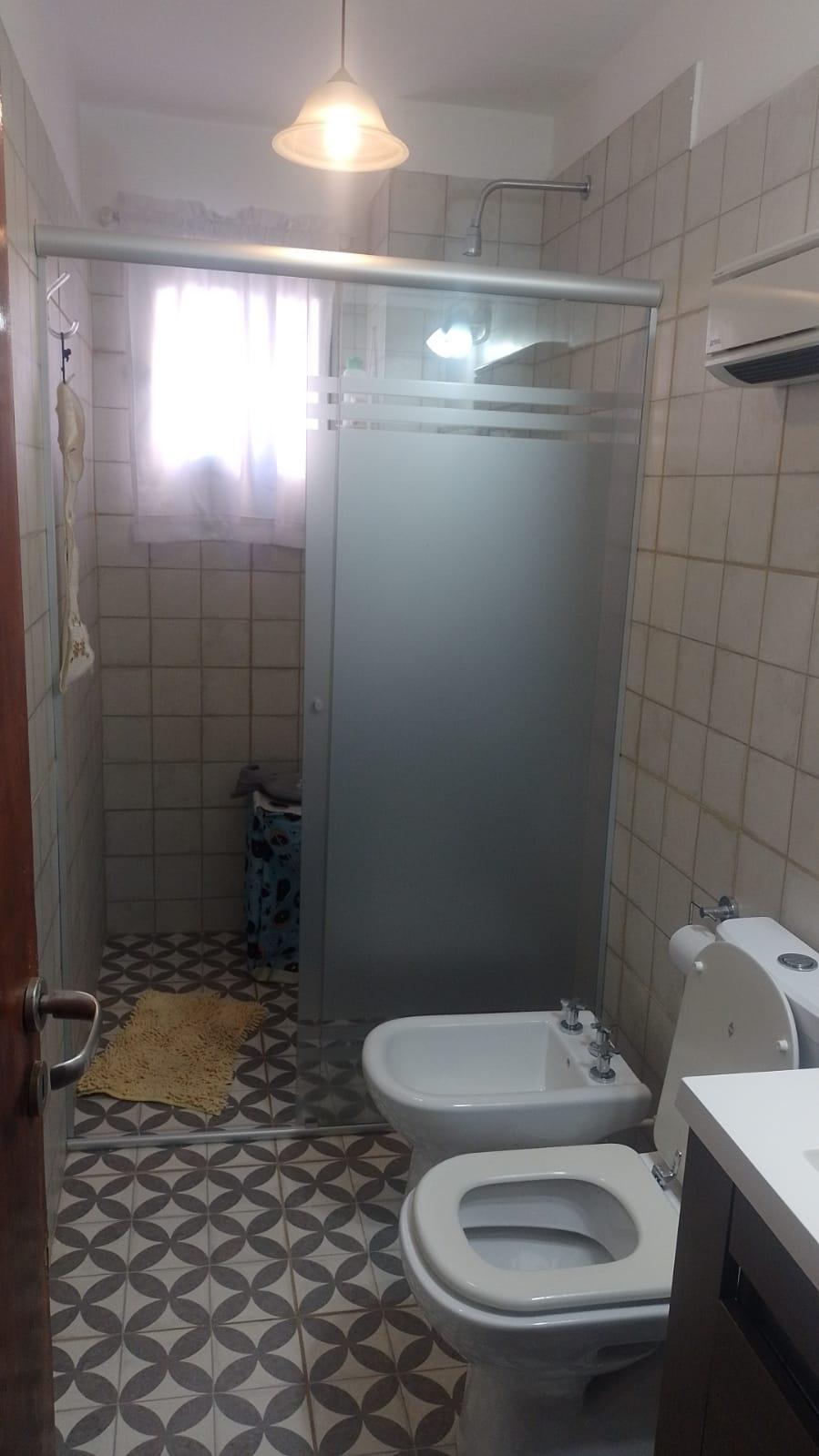 VENTA DEPARTAMENTO 3 DORMITORIOS CON COCHERA  AMUEBLADO Y CON RENTA
