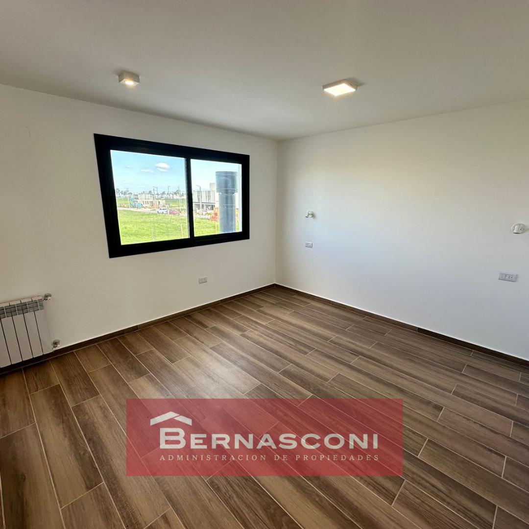 Dúplex en alquiler  A estrenar  Barrio Campo de Manantiales