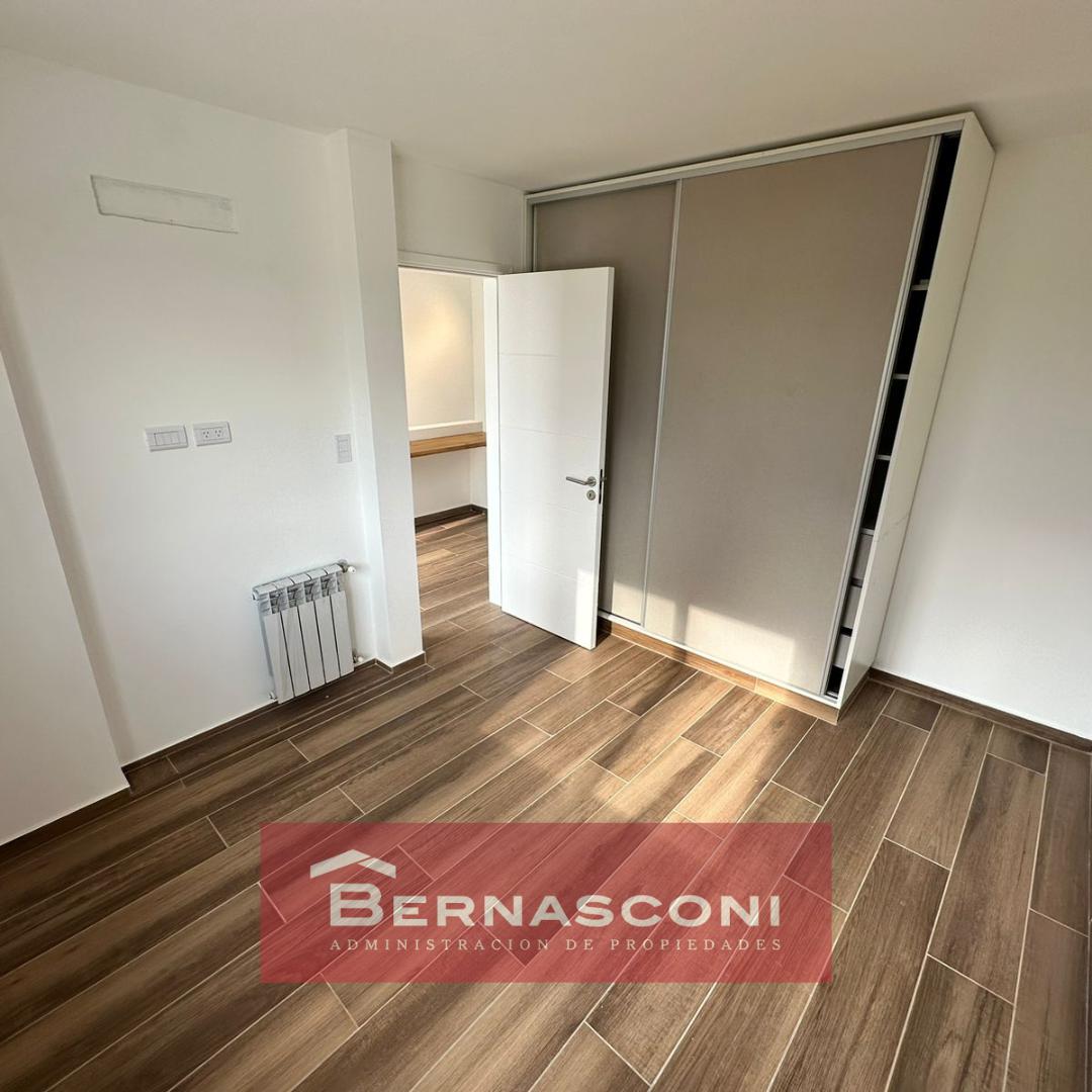 Dúplex en alquiler  A estrenar  Barrio Campo de Manantiales