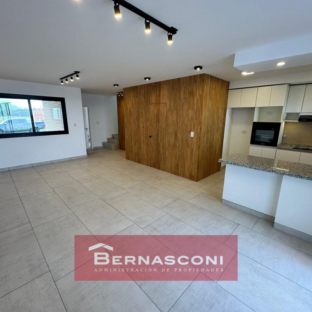 Dúplex en alquiler  A estrenar  Barrio Campo de Manantiales