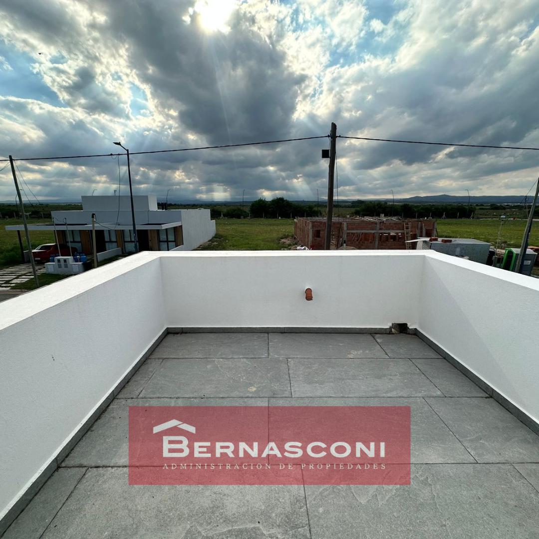 Dúplex en alquiler  A estrenar  Barrio Campo de Manantiales