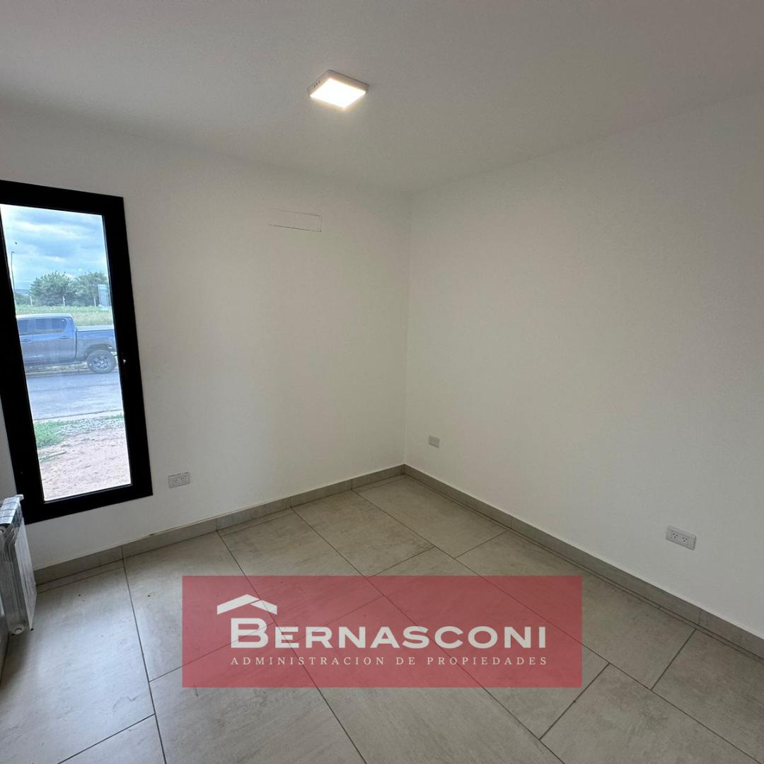 Dúplex en alquiler  A estrenar  Barrio Campo de Manantiales