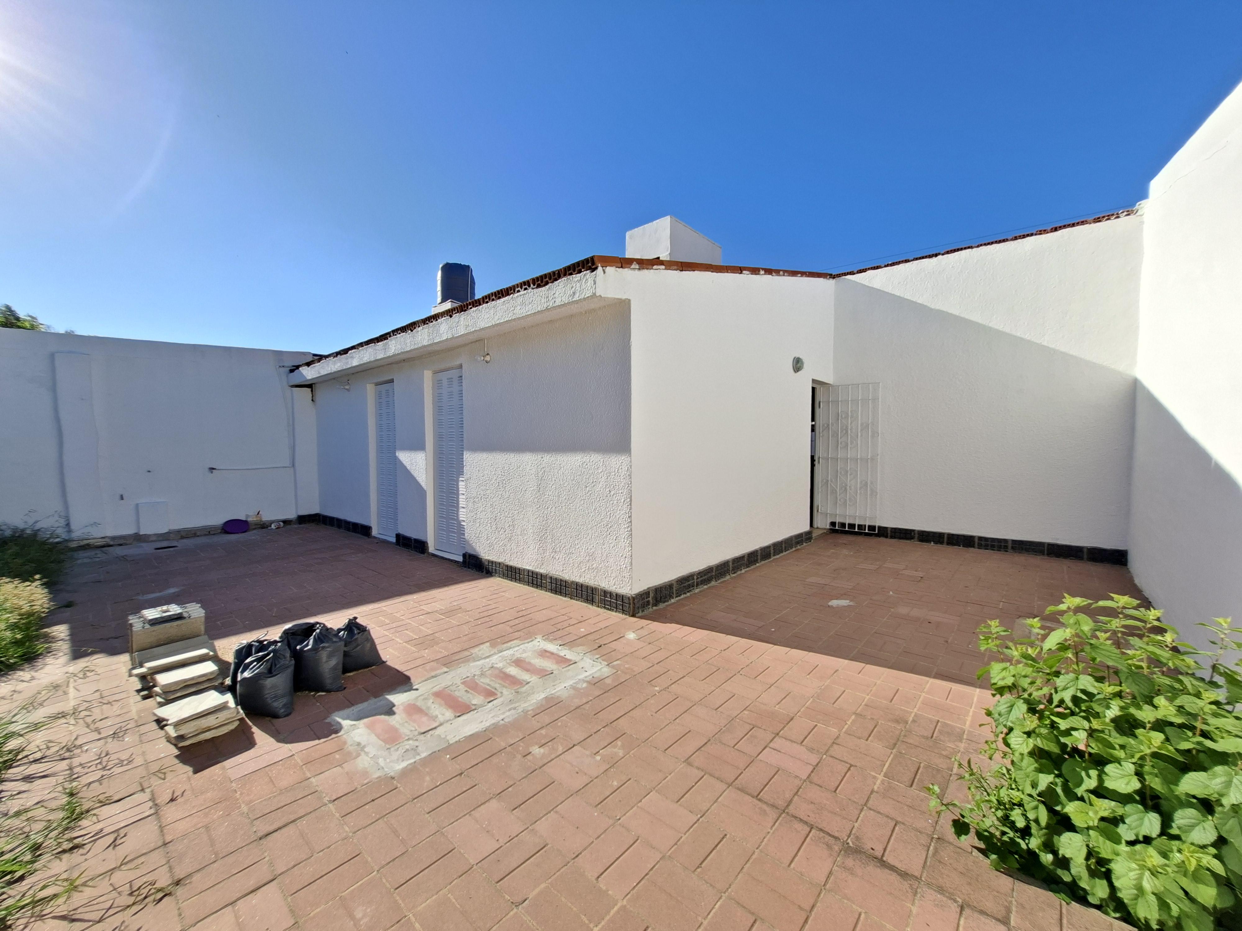 Alquiler casa 3 dorm coch Bo Cerveceros
