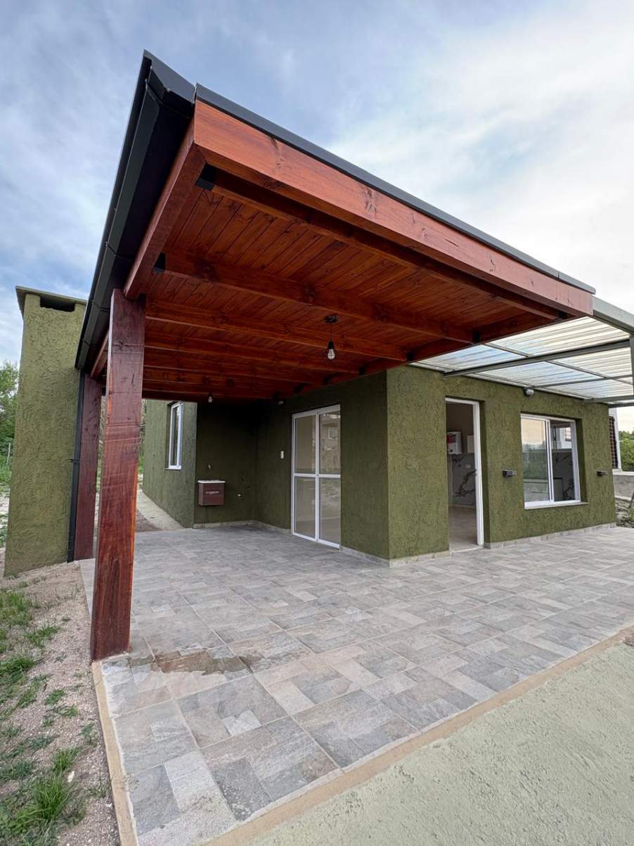 Casa en Venta - Santa Rosa de Calamuchita - A ESTRENAR CON ESCRITURA