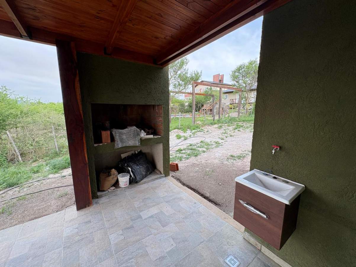 Casa en Venta - Santa Rosa de Calamuchita - A ESTRENAR CON ESCRITURA