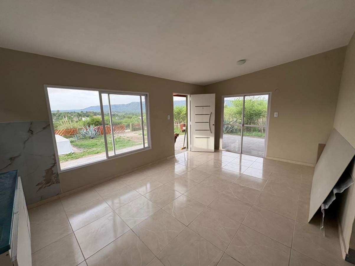 Casa en Venta - Santa Rosa de Calamuchita - A ESTRENAR CON ESCRITURA