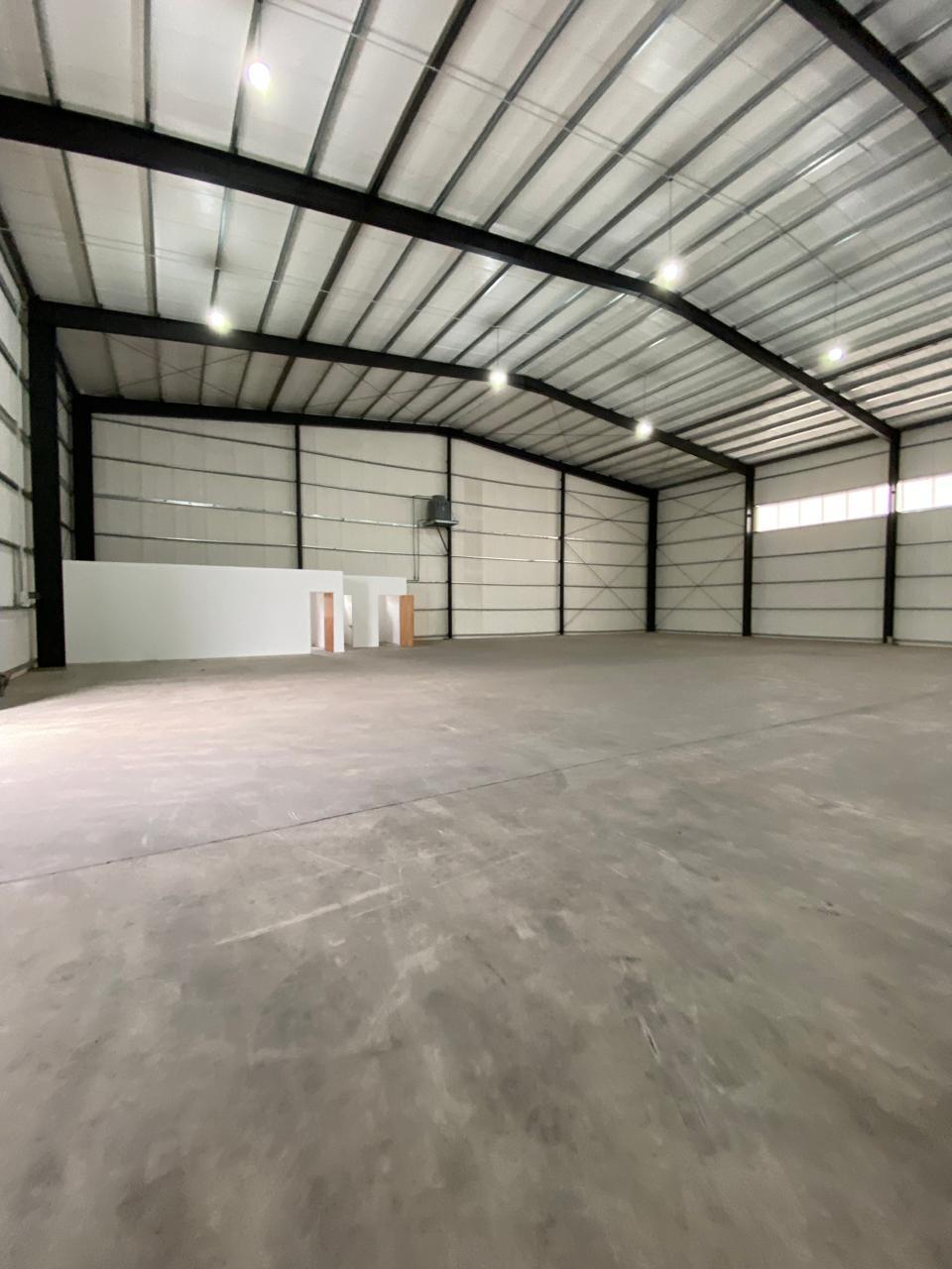 NAVE INDUSTRIAL EN VENTA EN POLO 52 800M2
