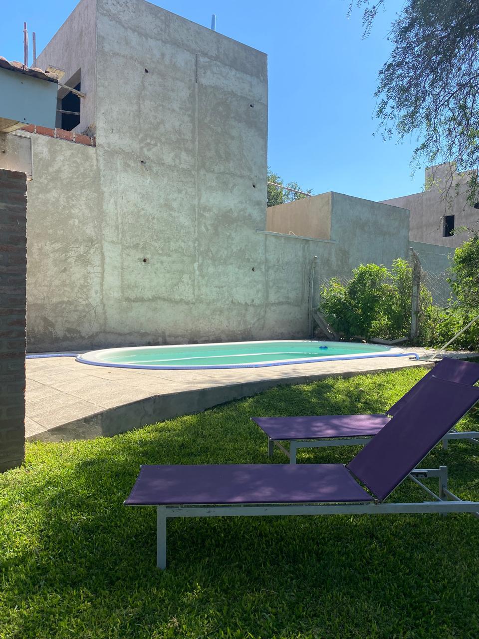 CASA EN VENTA - VILLA RIVERA INDARTE 3 DORM -PATIO -PILETA