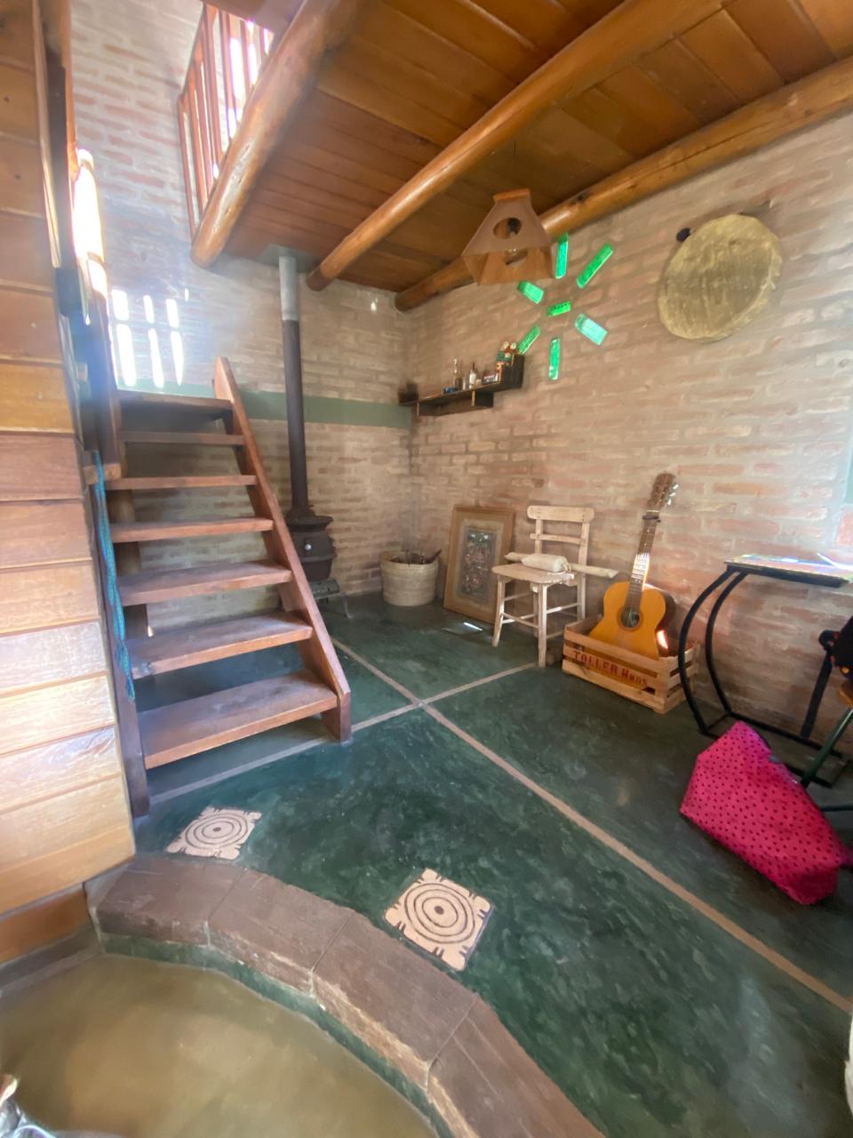 CASA EN VENTA - BARRIO VALLE DEL SOL - MENDIOLAZA