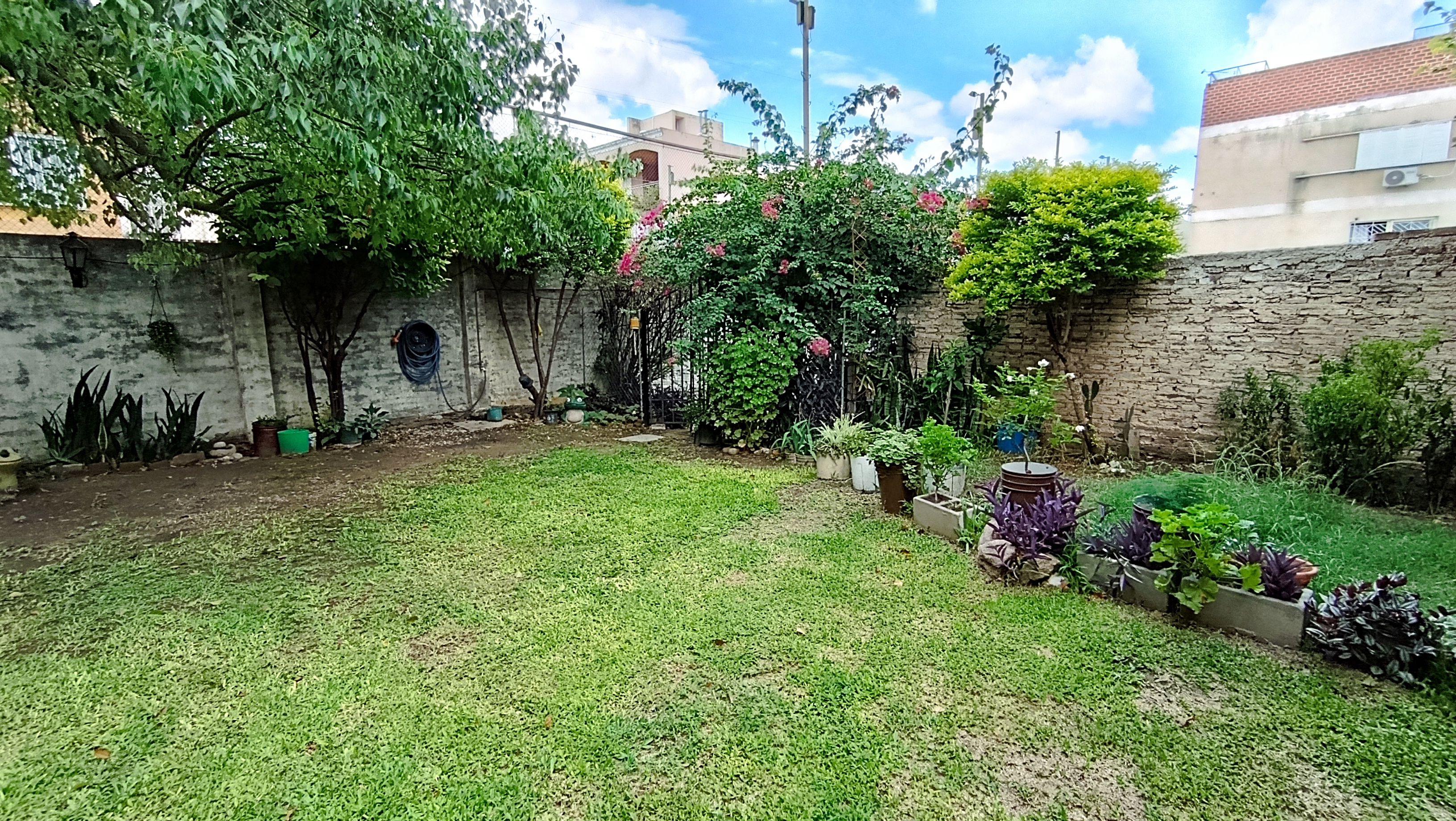 ALQUILER TEMPORARIO  DPTO 2D  PATIO CON ASADOR  GEMES  CÓRDOBA