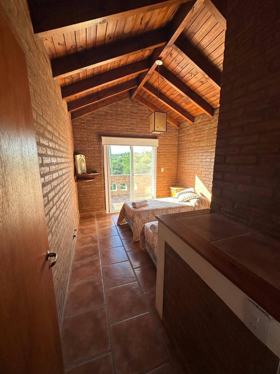 Alquiler Temporario zona La Vaquita: Casas de Categoría-Sta.Mónica