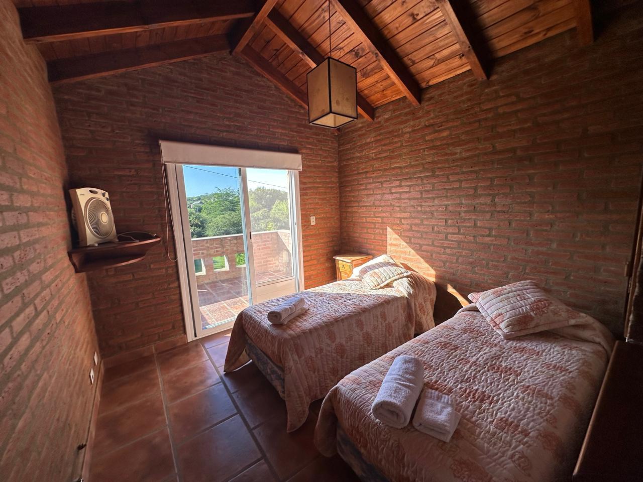 Alquiler Temporario zona La Vaquita: Casas de Categoría-Sta.Mónica