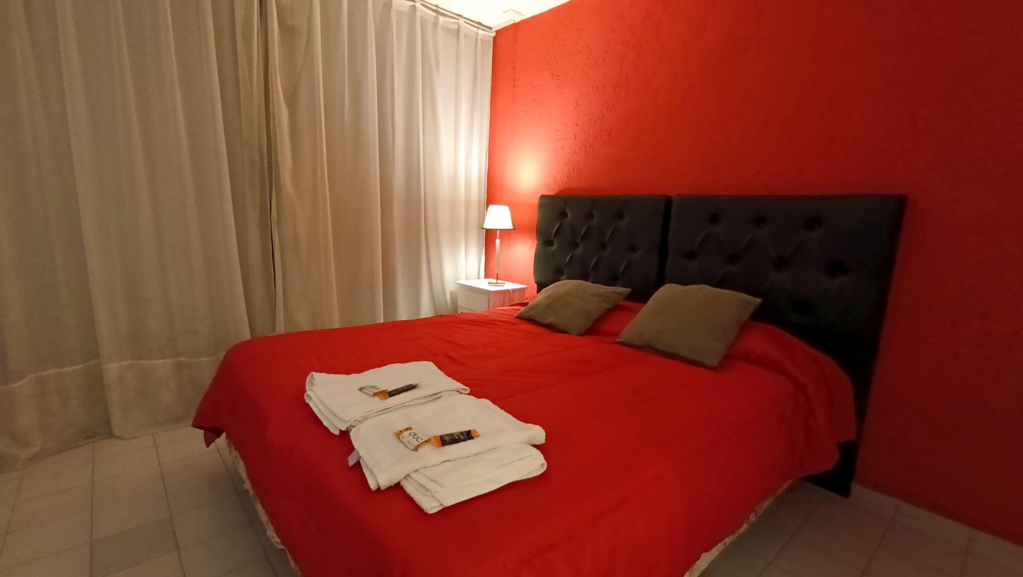 TEMPORARIO  MONOAMBIENTE AMPLIO Y MUY CÓMODO  CENTRO  CÓRDOBA