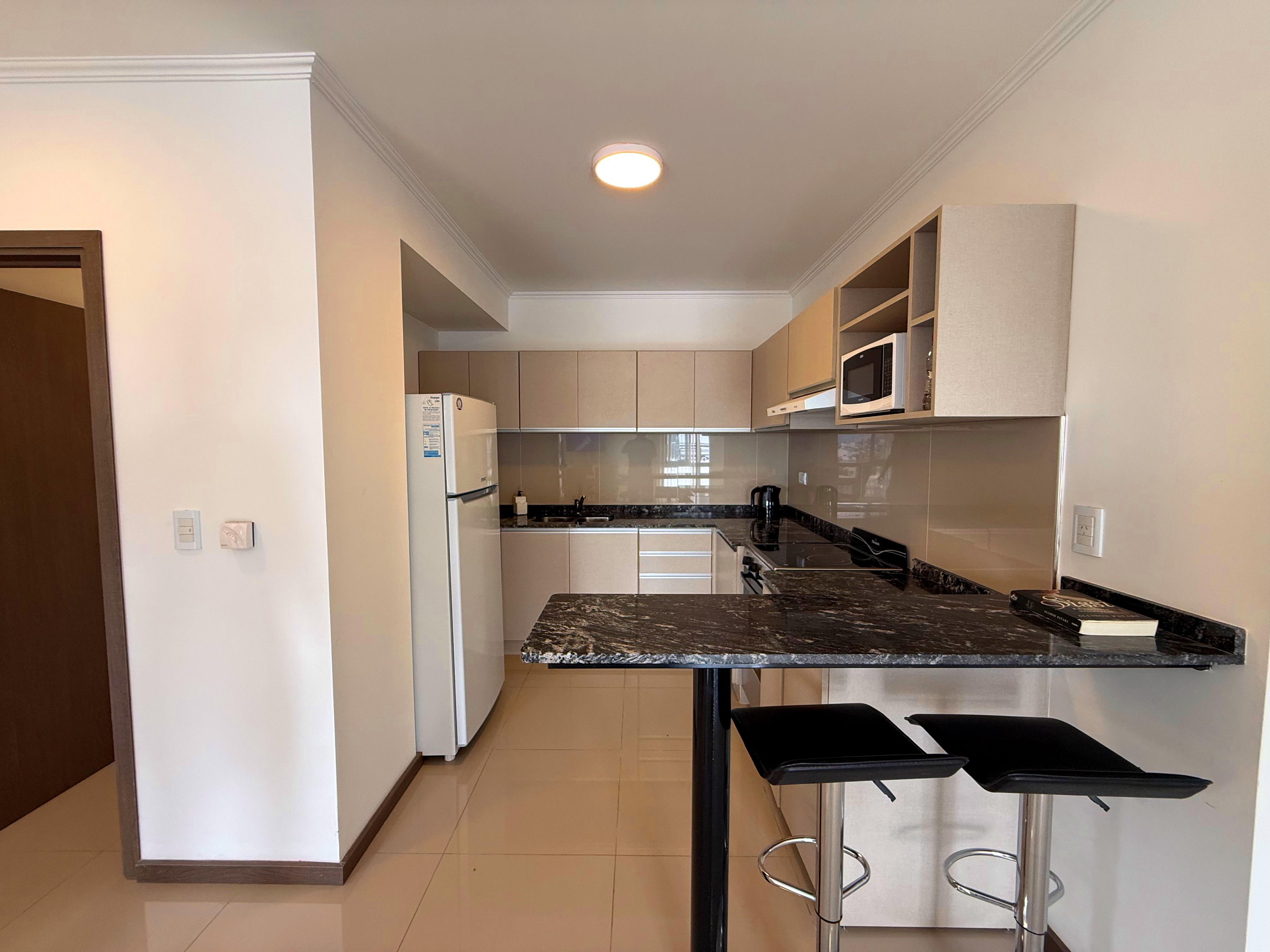 DEPARTAMENTO DE TRES DORMITORIOS. VILLA CARLOS PAZ