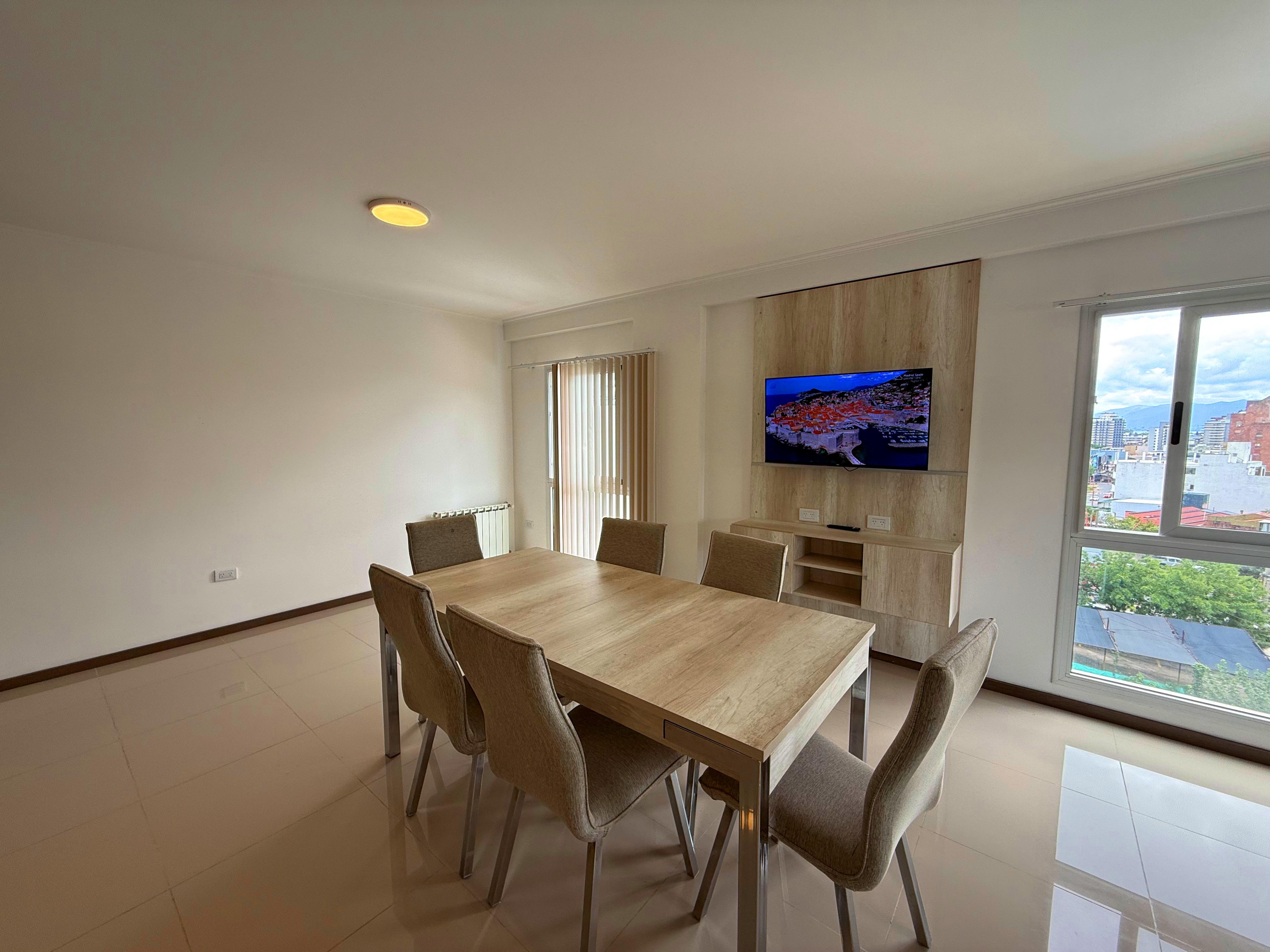 DEPARTAMENTO DE TRES DORMITORIOS. VILLA CARLOS PAZ