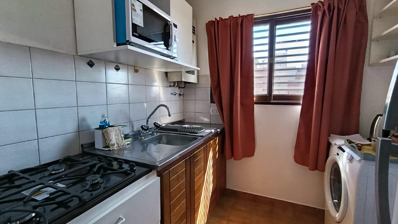 ALQUILER TEMPORARIO  ESMERALDA12  Piso 12 balcón vista a las Sierras  Centro  Nueva Córdoba