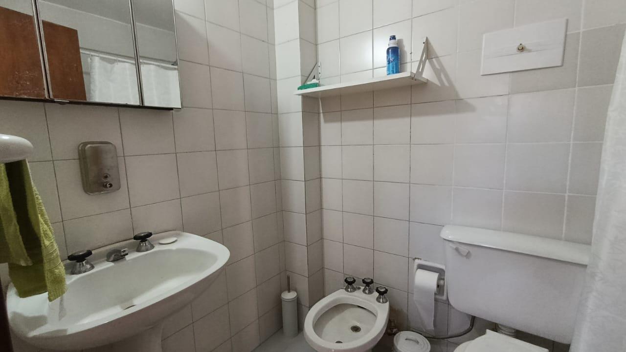 ALQUILER TEMPORARIO  ESMERALDA12  Piso 12 balcón vista a las Sierras  Centro  Nueva Córdoba