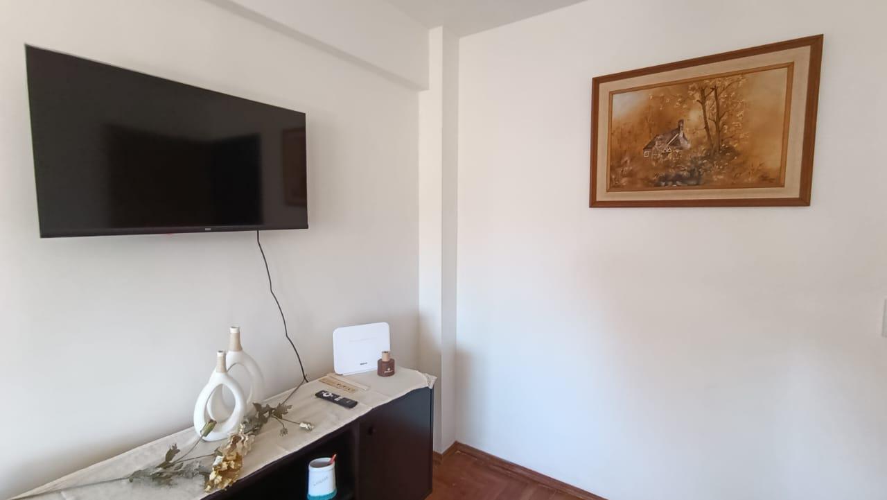 ALQUILER TEMPORARIO  ESMERALDA12  Piso 12 balcón vista a las Sierras  Centro  Nueva Córdoba