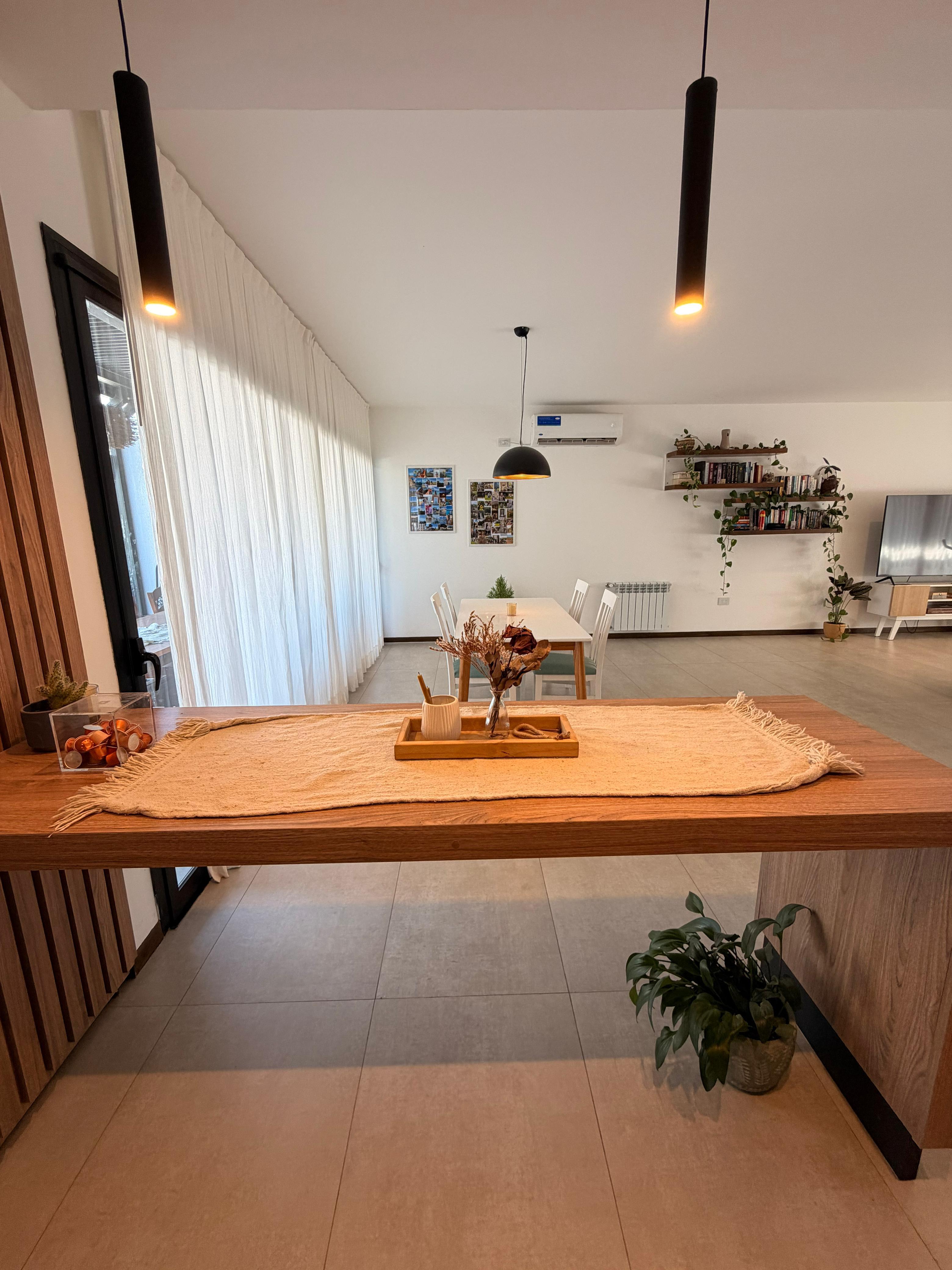 Amplio duplex de calidad en Prados de Manantiales - 3 dormitorios