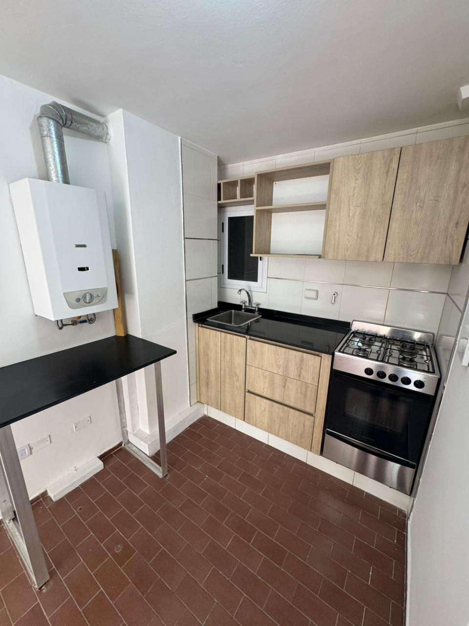 VENDO DEPARTAMENTO NUEVA CORDOBA 2 DORMITORIOS. FRENTE. EXCELENTE UBICACION. OPORTUNIDAD!!