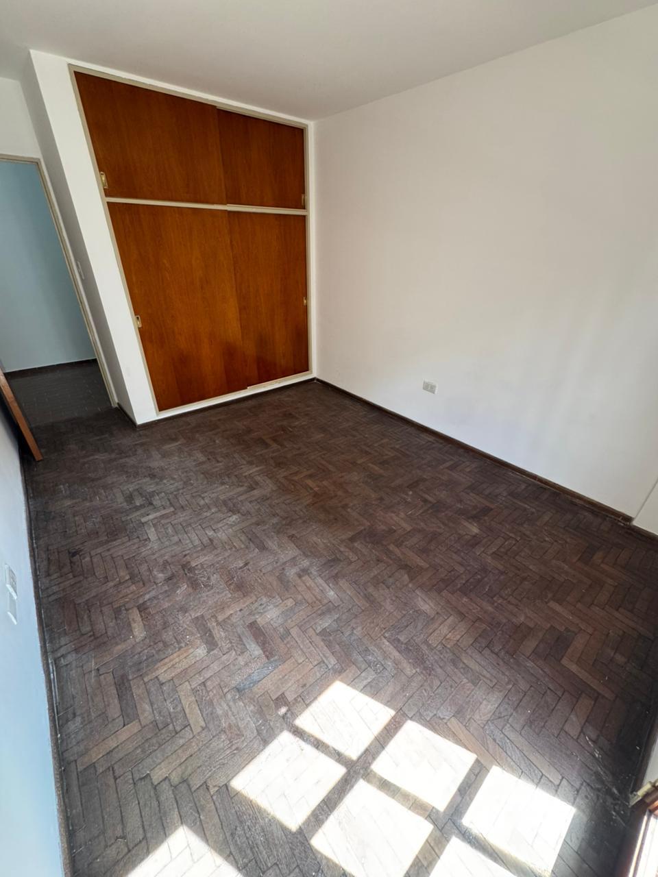 VENDO DEPARTAMENTO NUEVA CORDOBA 2 DORMITORIOS. FRENTE. EXCELENTE UBICACION. OPORTUNIDAD!!
