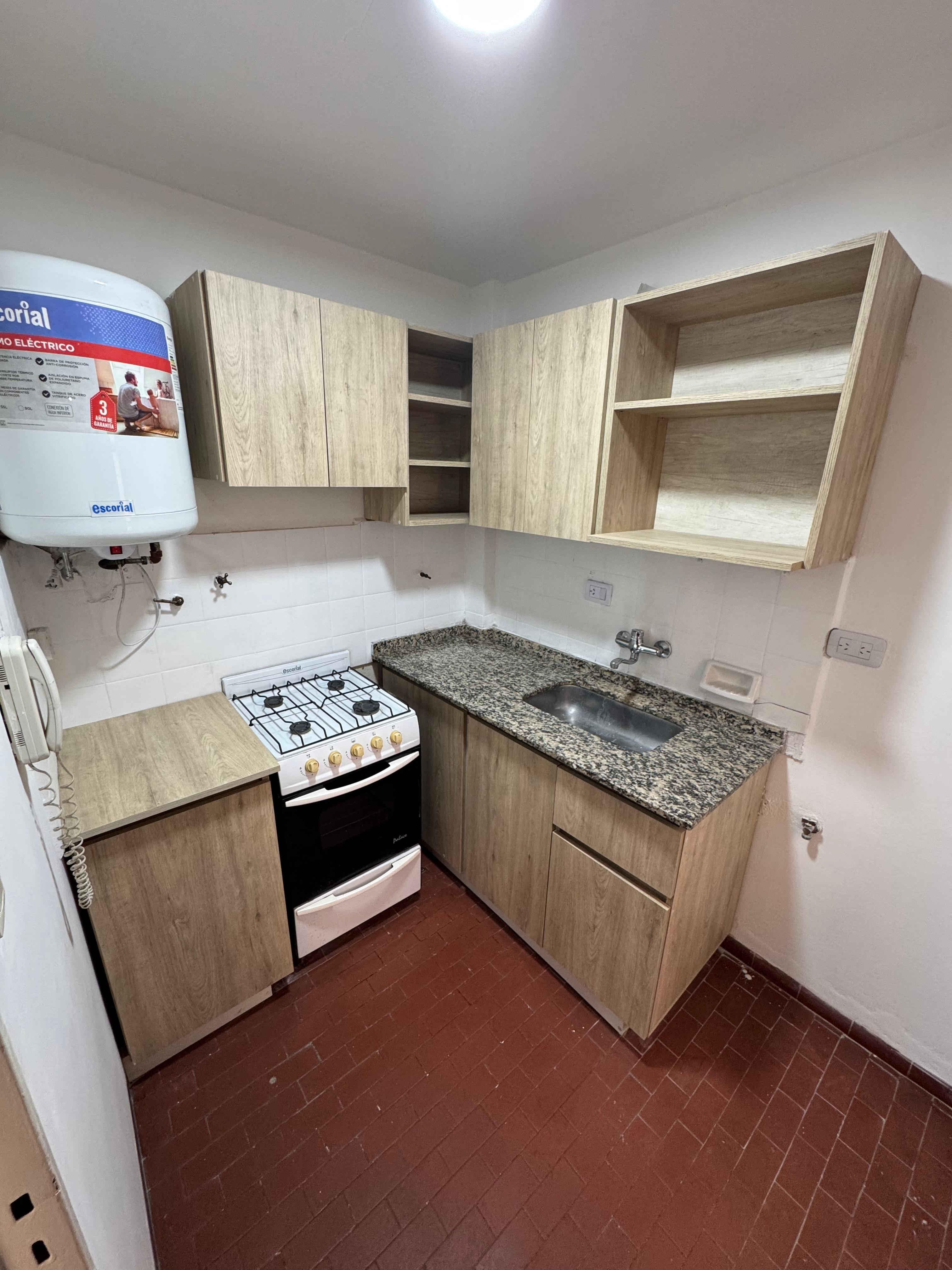 VENDO DEPARTAMENTO EN NUEVA CORDOBA, DE UN DORMITORIO. EXCELENTE UBICACION. OPORTUNIDAD!!