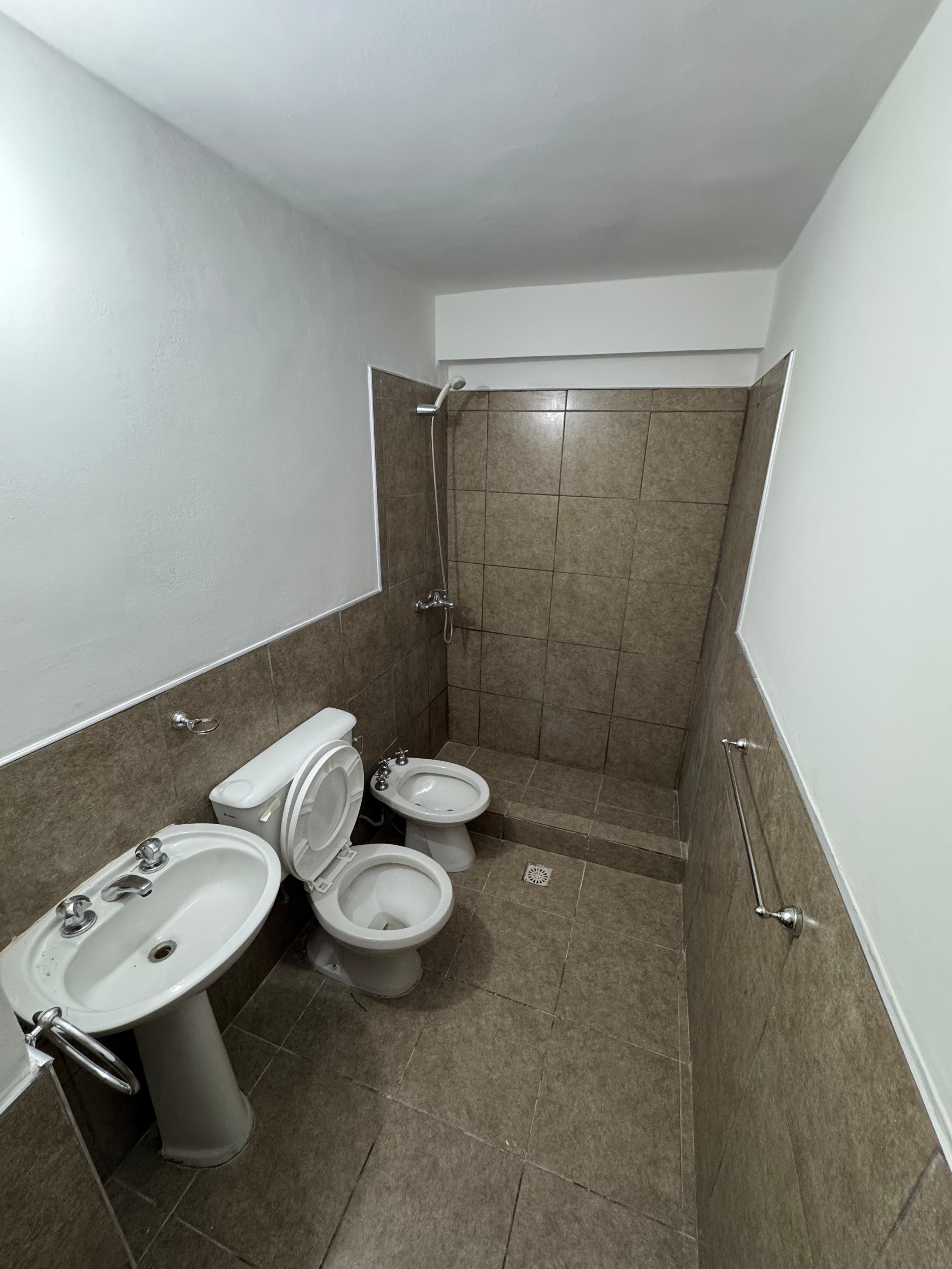 VENDO DEPARTAMENTO EN NUEVA CORDOBA, DE UN DORMITORIO. EXCELENTE UBICACION. OPORTUNIDAD!!